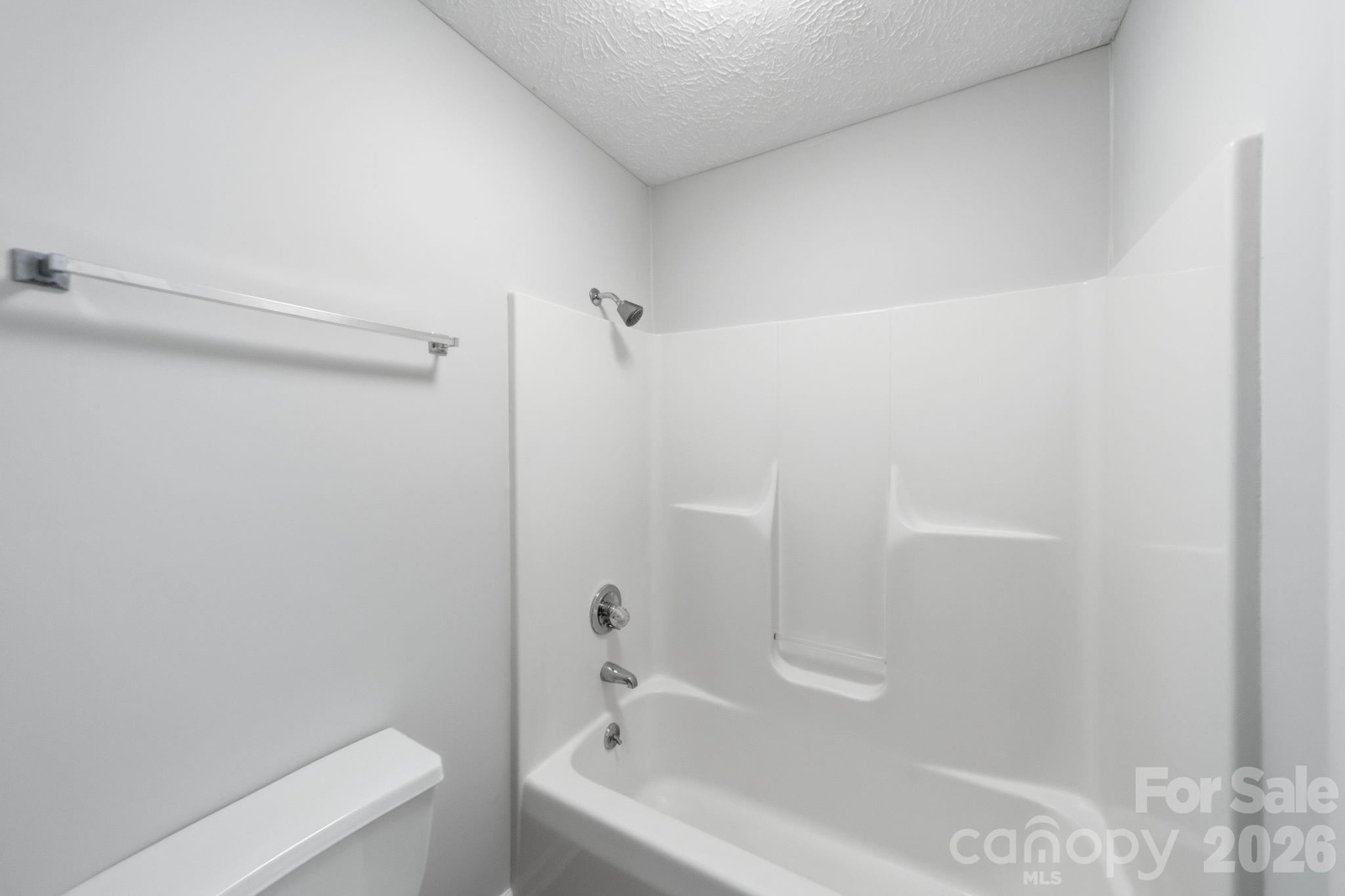 Single Family Residence at 617 Autumn Drive, Harrisburg, photo 23 of 46