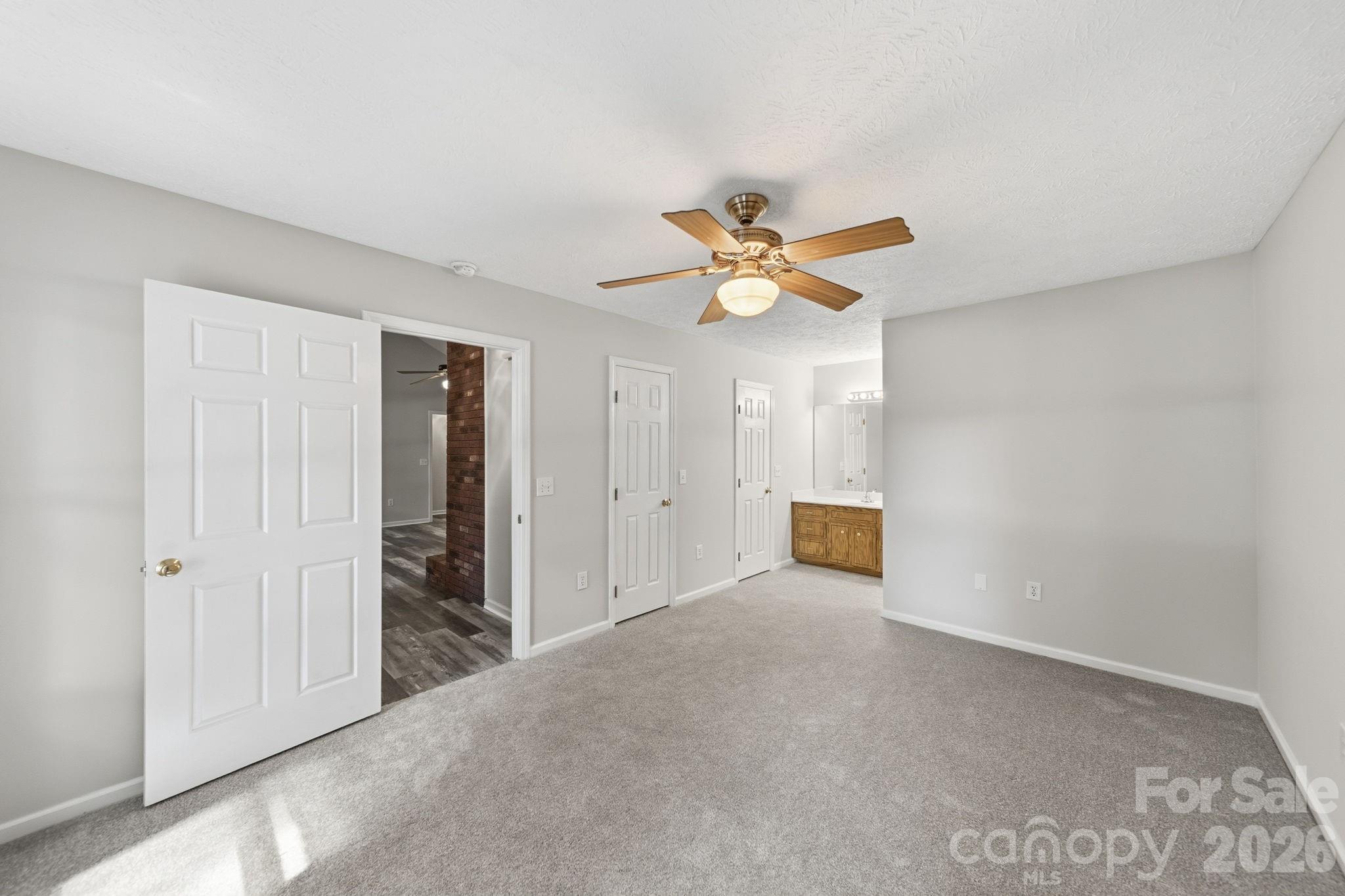 Single Family Residence at 617 Autumn Drive, Harrisburg, photo 27 of 46