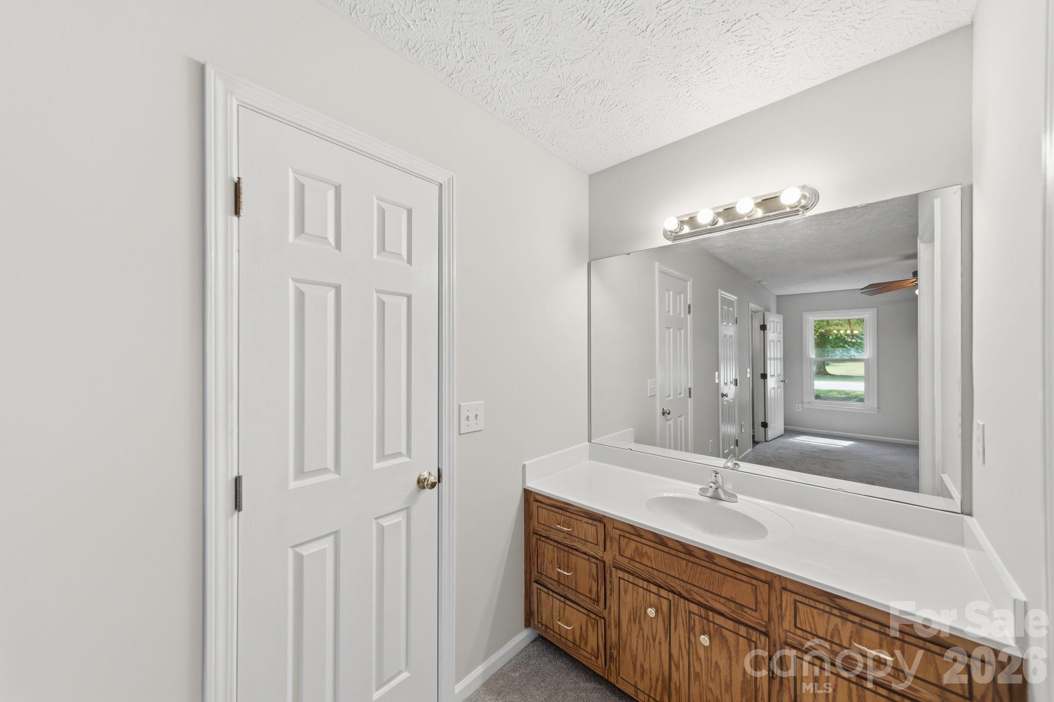 Single Family Residence at 617 Autumn Drive, Harrisburg, photo 28 of 46