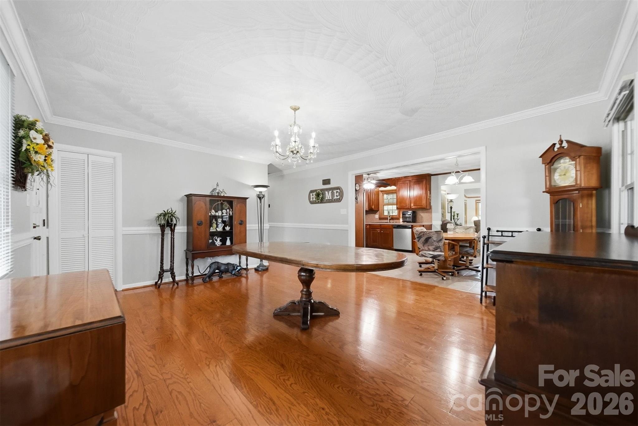 Single Family Residence at 3210 W Calvin Street, Claremont, photo 4 of 48