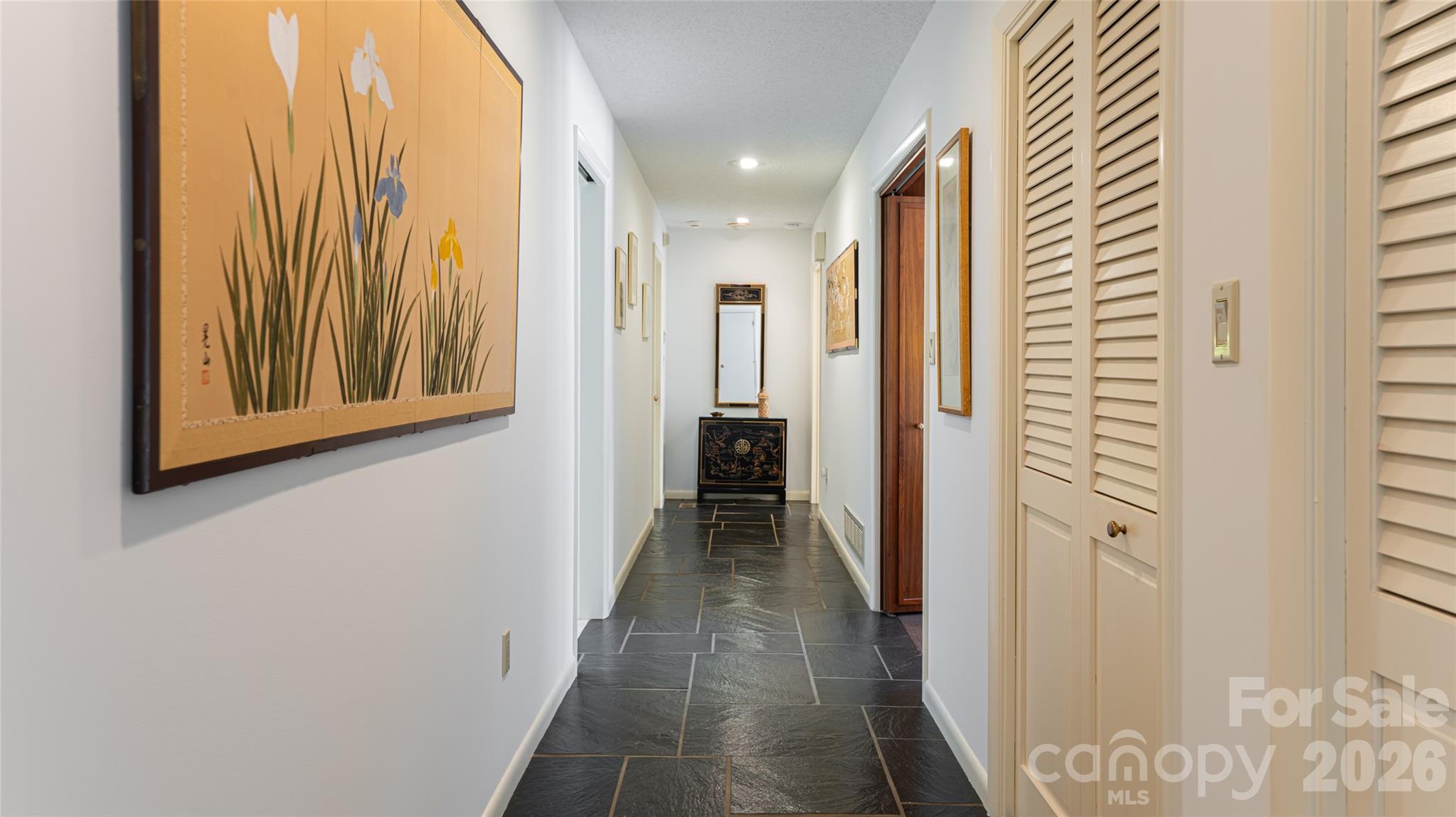 Single Family Residence at 12 Stuyvesant Crescent, Asheville, photo 19 of 45