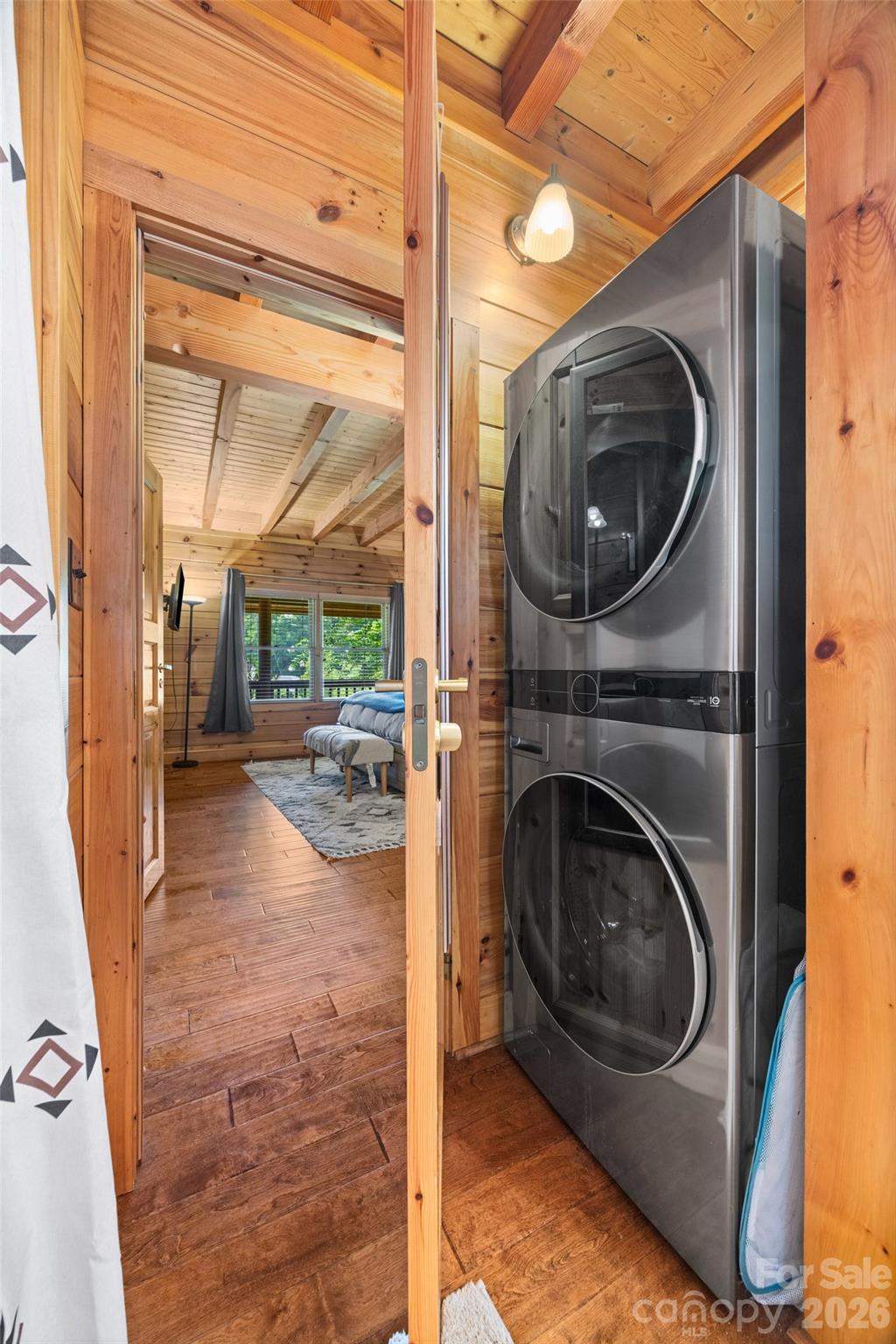 Stacked washer & dryer - 3448 Center Road, Chester