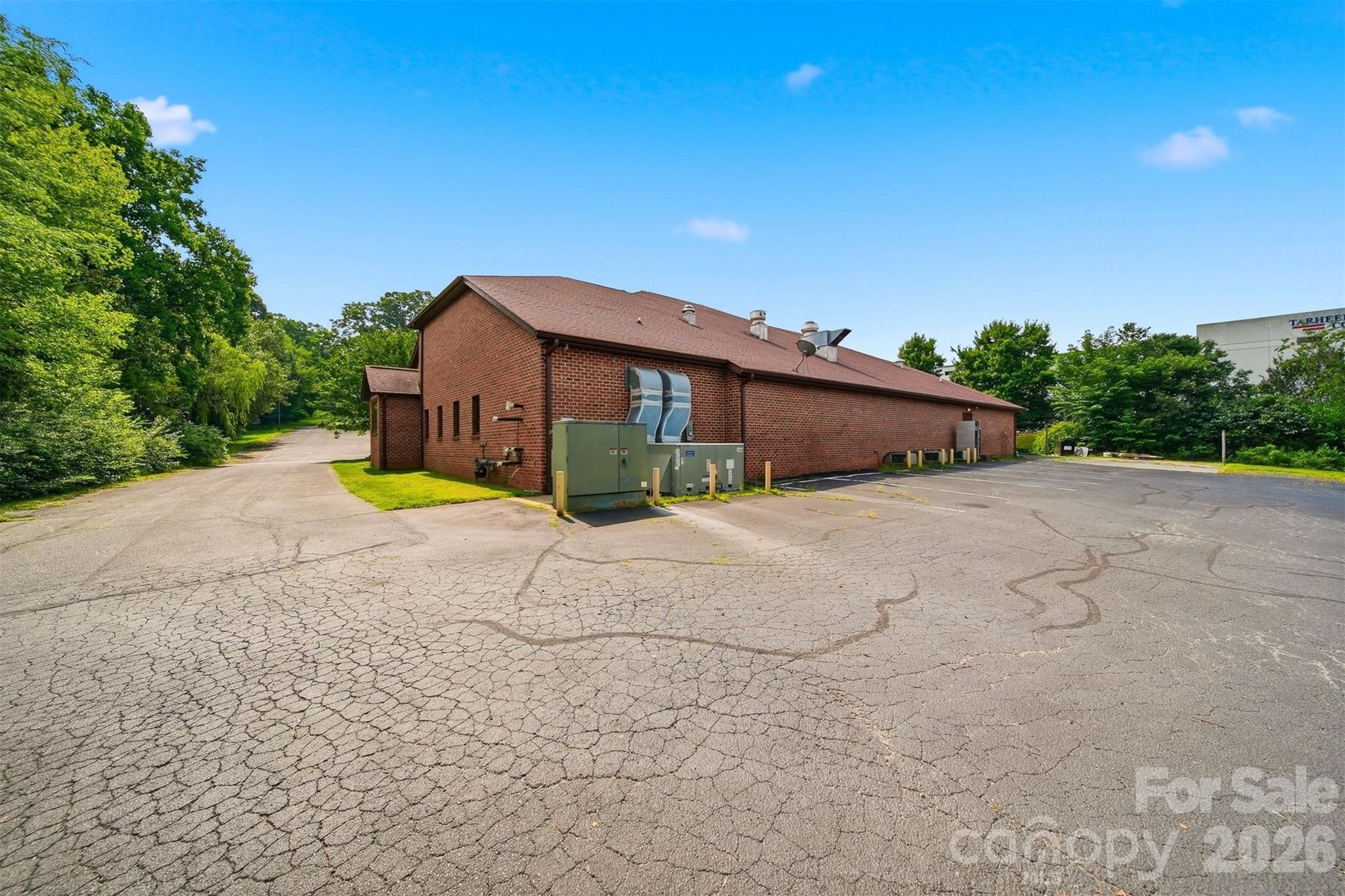 Food/Beverage at 2289 St Pauls Church Road, Newton, photo 42 of 47