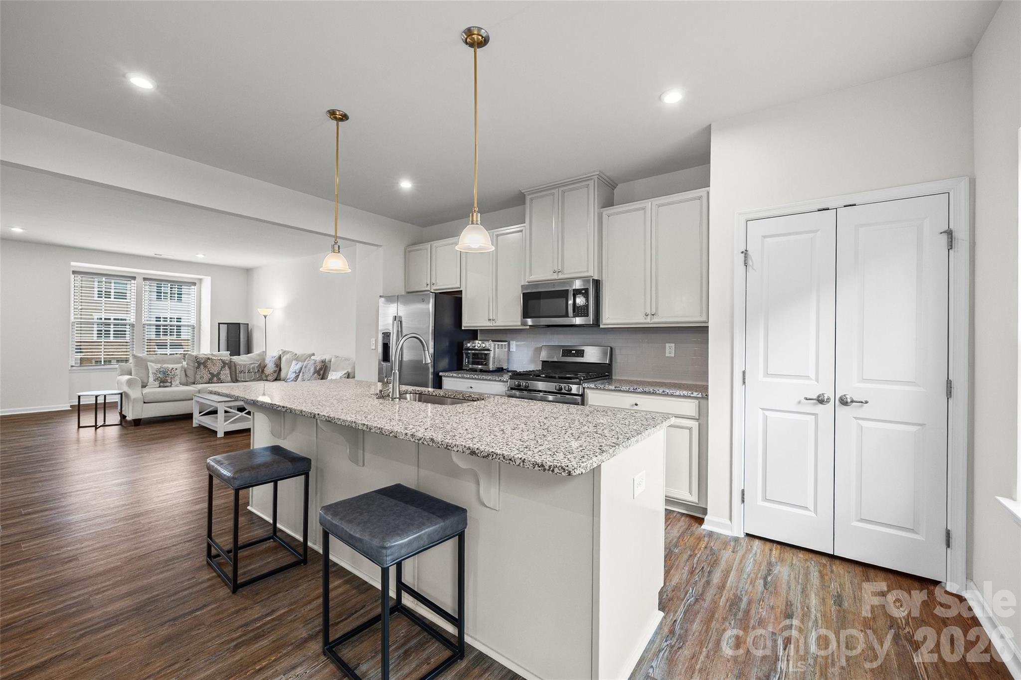 Townhouse at 2605 Grantham Place Drive, Fort Mill, photo 6 of 39