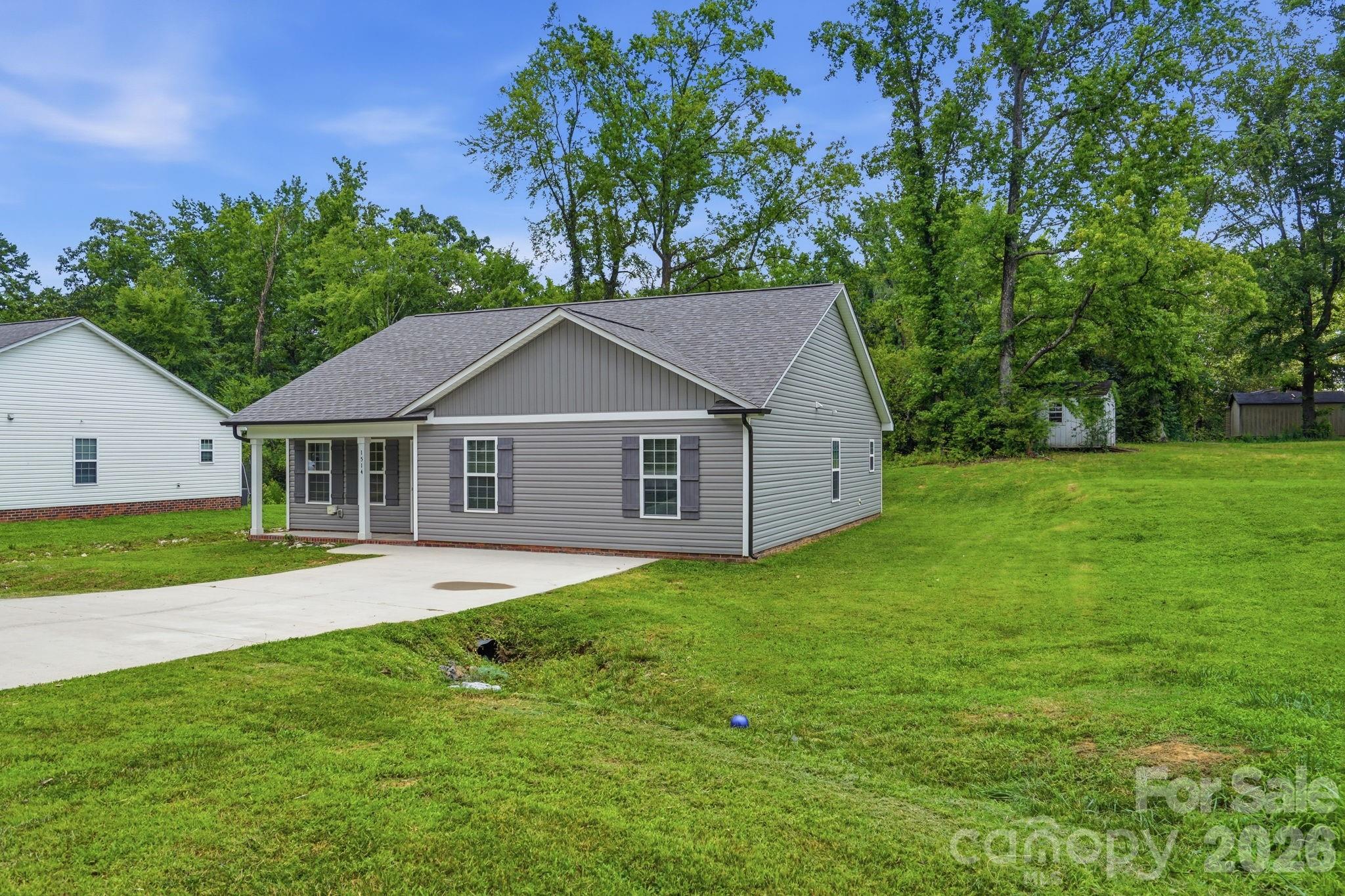 Single Family Residence at 1514 Jamaica Road, Kannapolis, photo 3 of 34