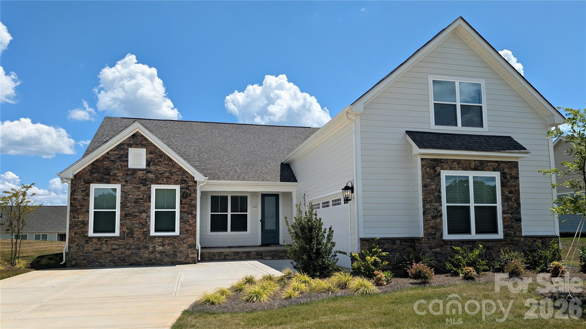 1652 Dresden Drive