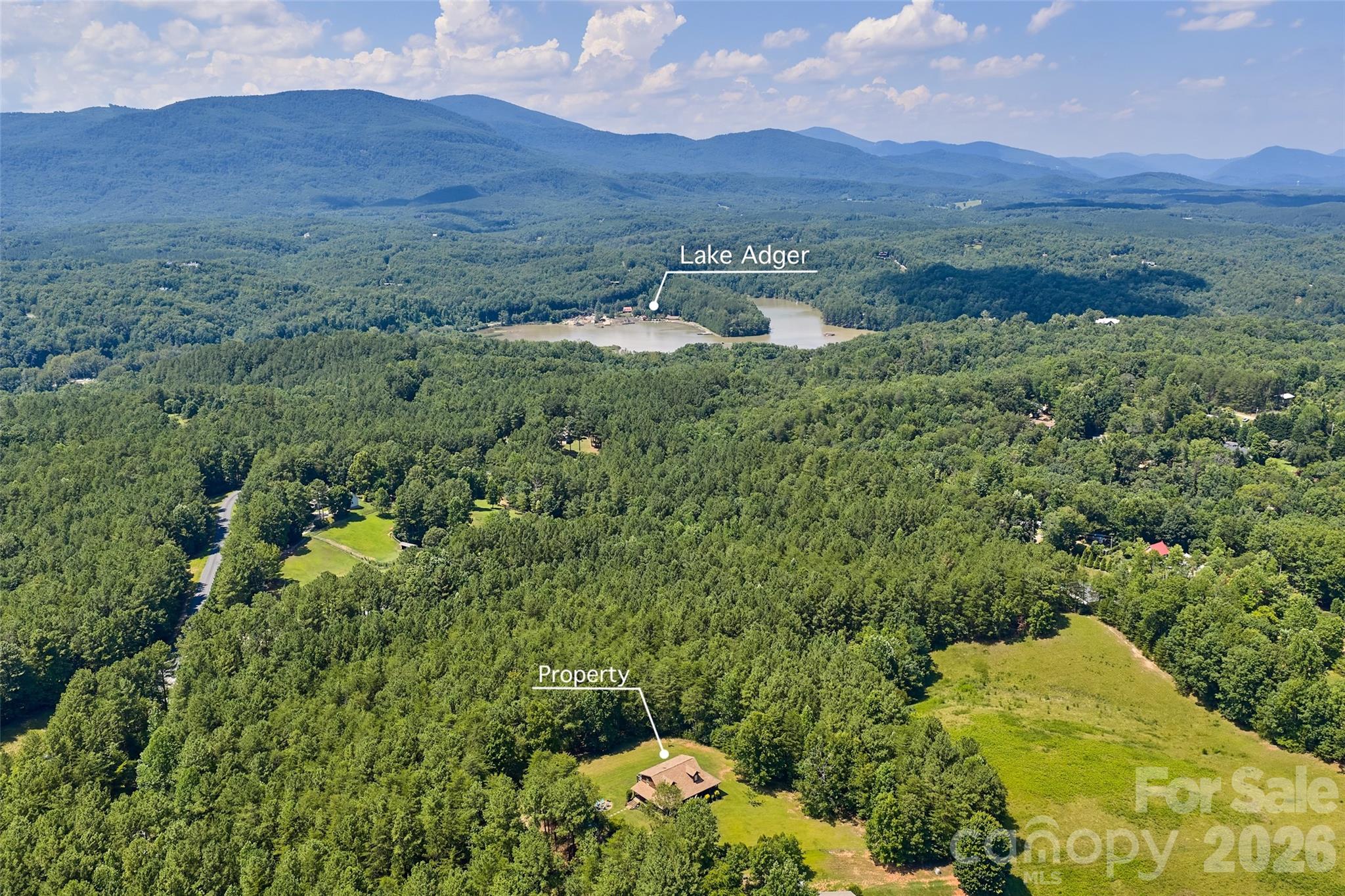 1.7 miles from Lake Adger boat ramp for boating, paddle boarding, kayaking or canoeing and swimming. - 4551 Lake Adger Parkway, Mill Spring