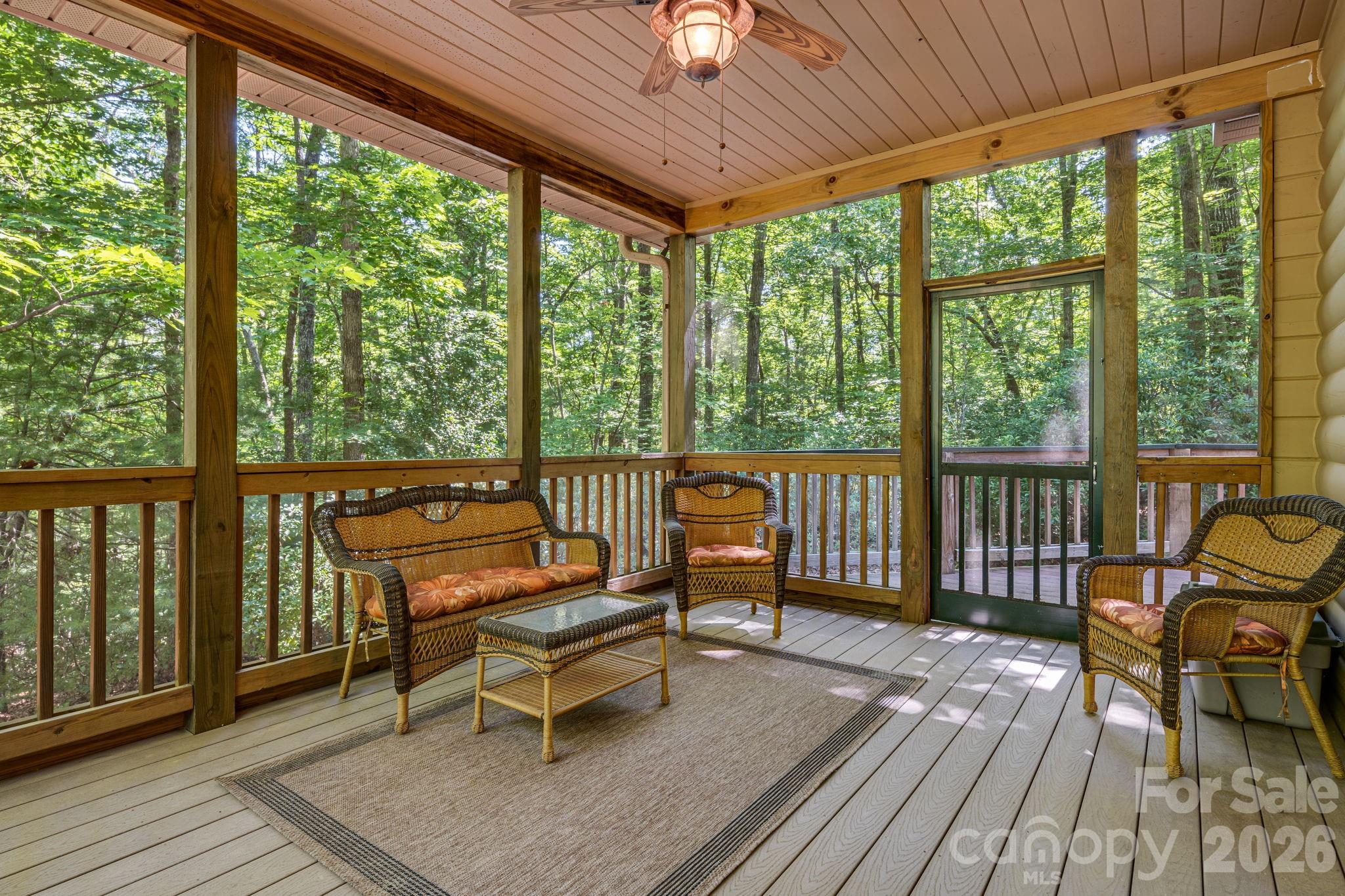 Single Family Residence at 240 Ravenswood Drive, Marion, photo 20 of 41