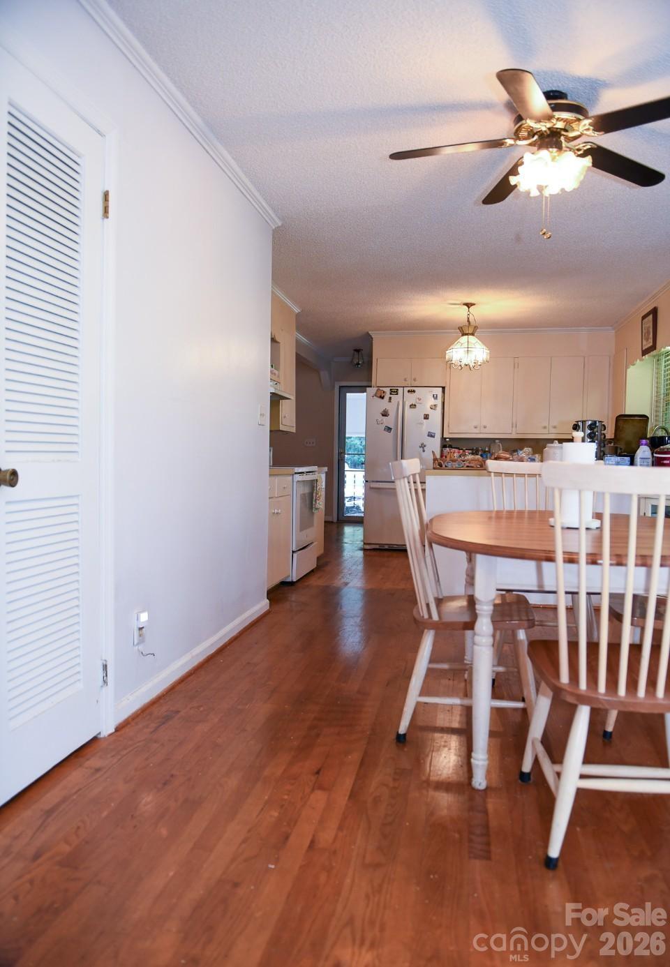 Single Family Residence at 616 Pineview Lakes Road, Chester, photo 19 of 25