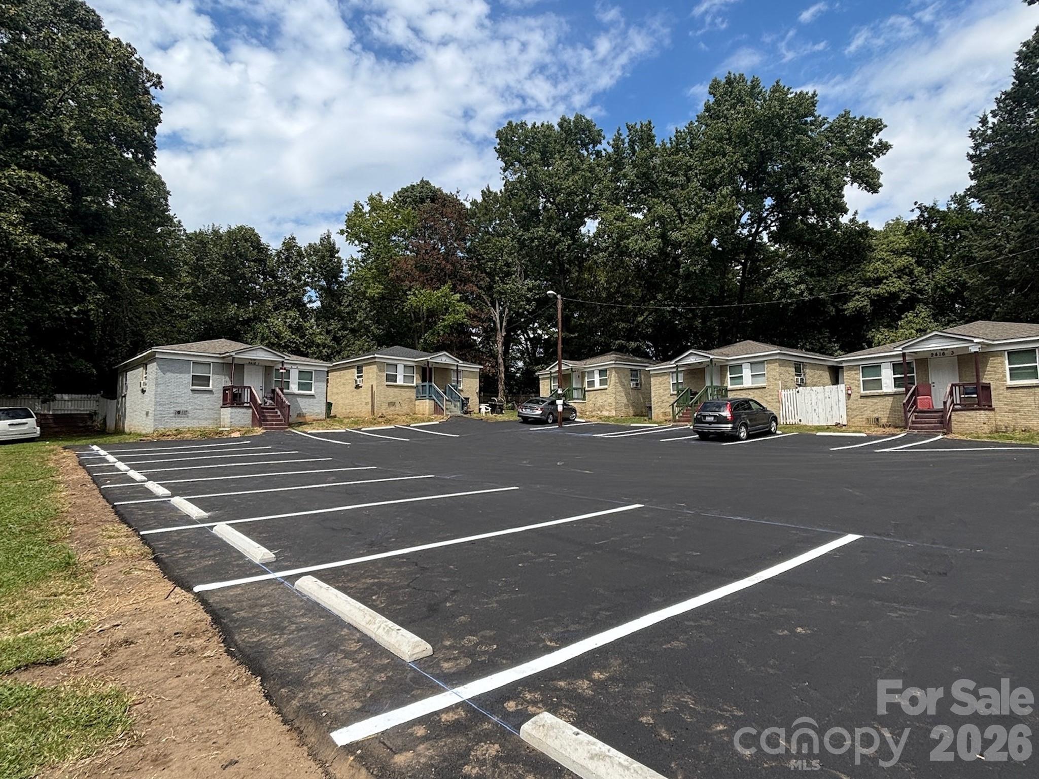 2416 Julia Avenue