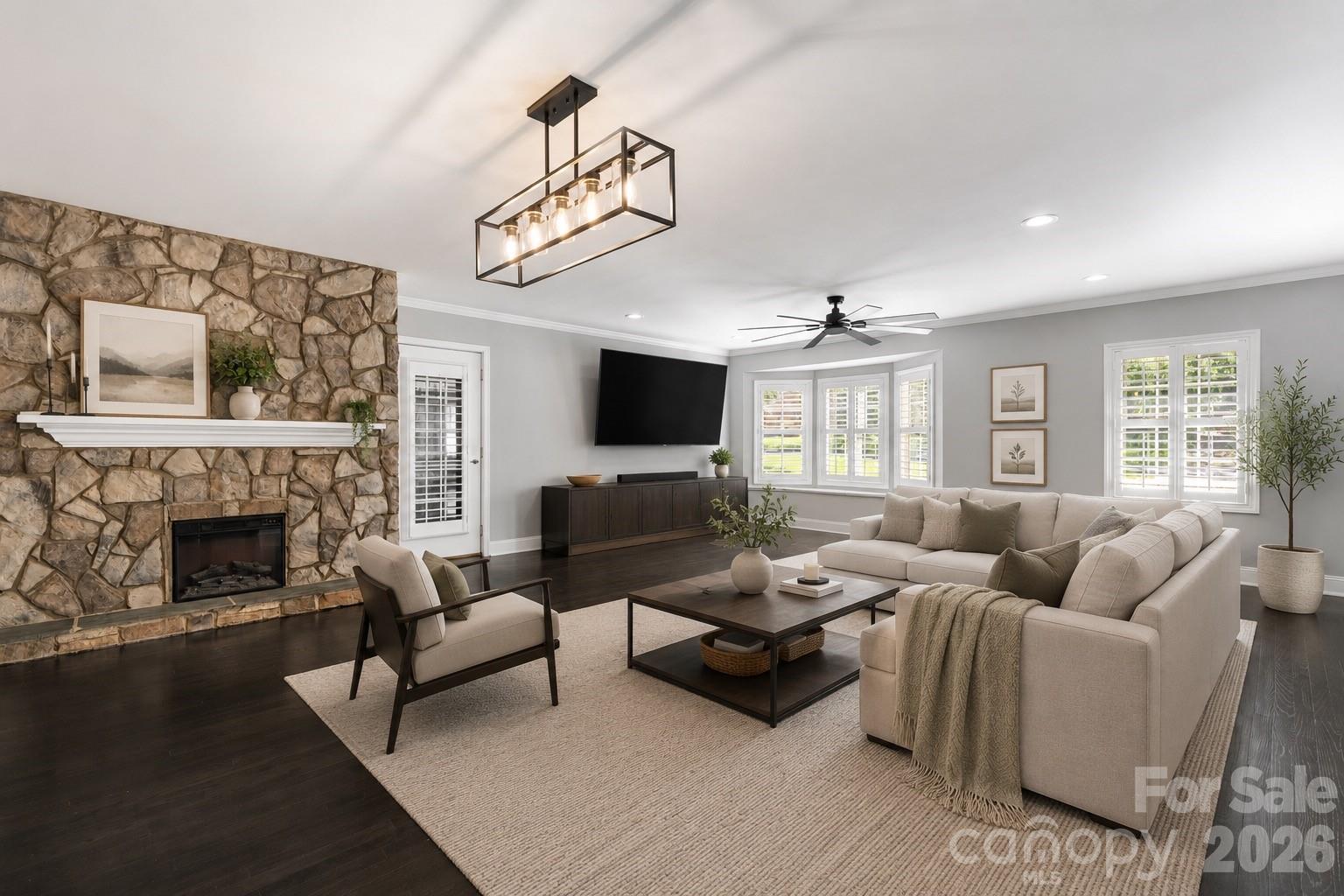 Virtual staging - 14214 Honeysuckle Ridge Drive, Matthews