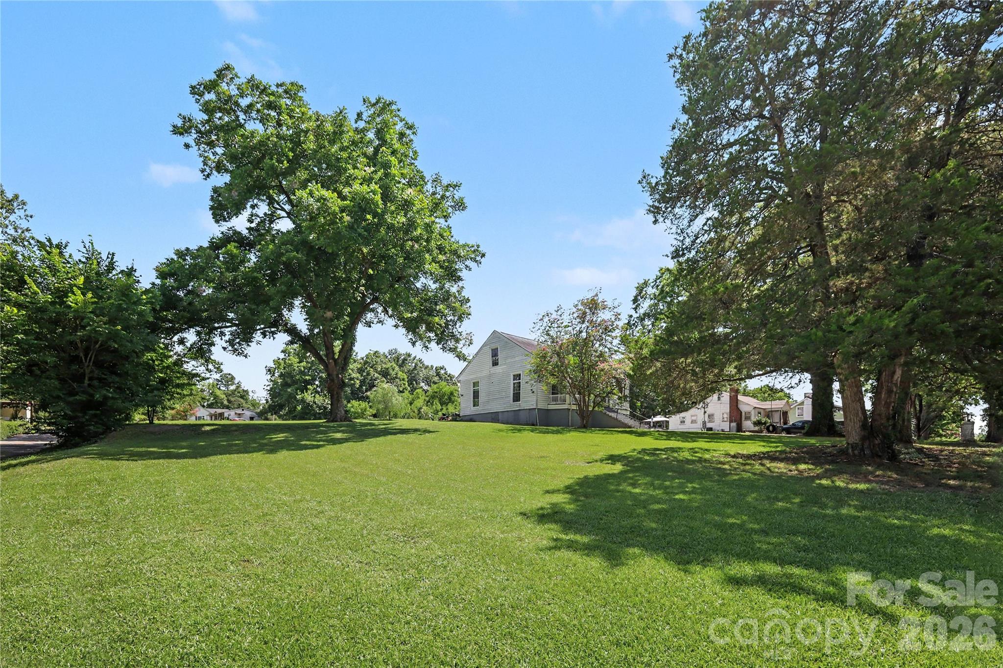 Expansive Side Yard - 159 E Lacy Street, Chester