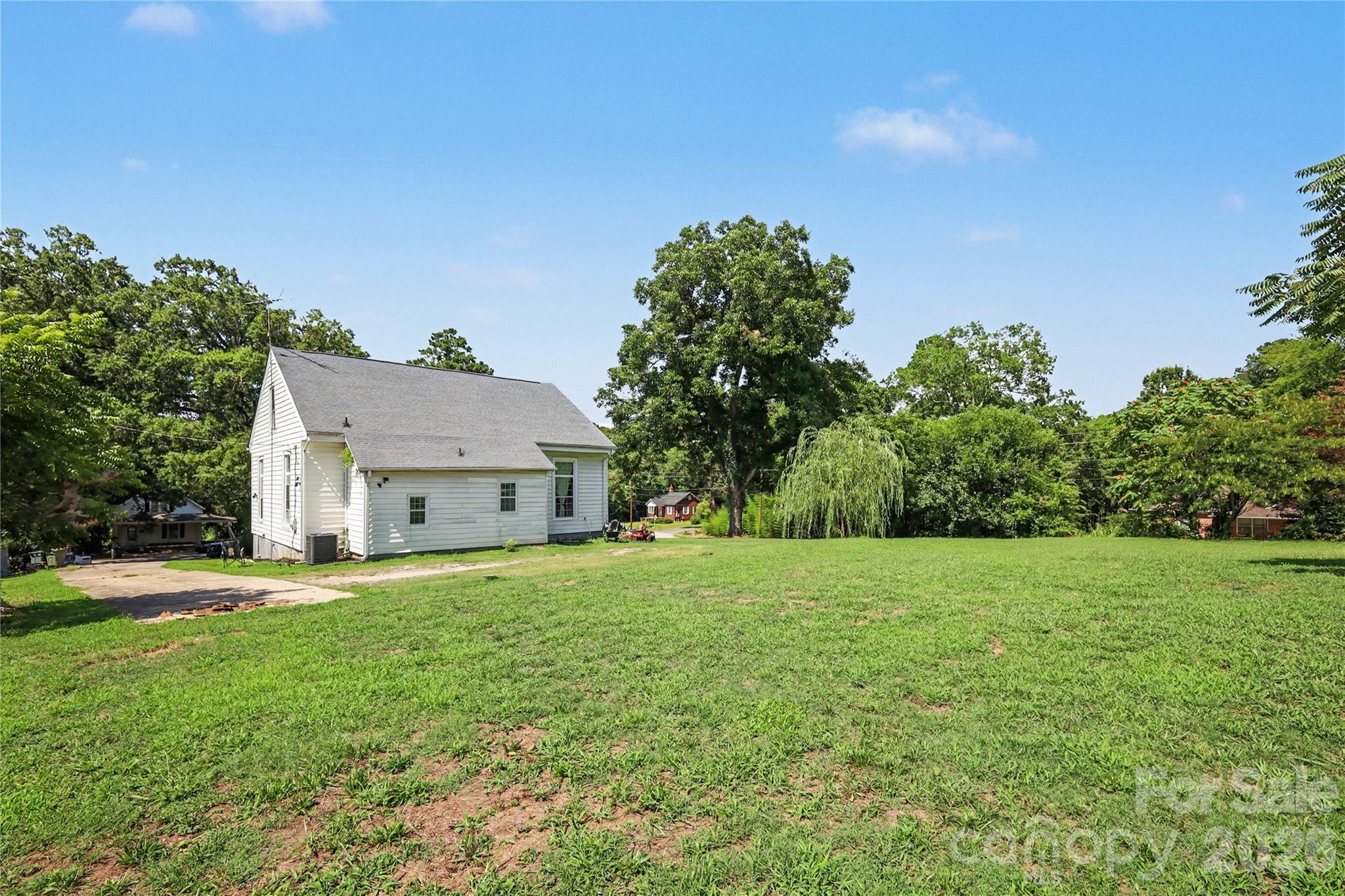 Backyard - 159 E Lacy Street, Chester