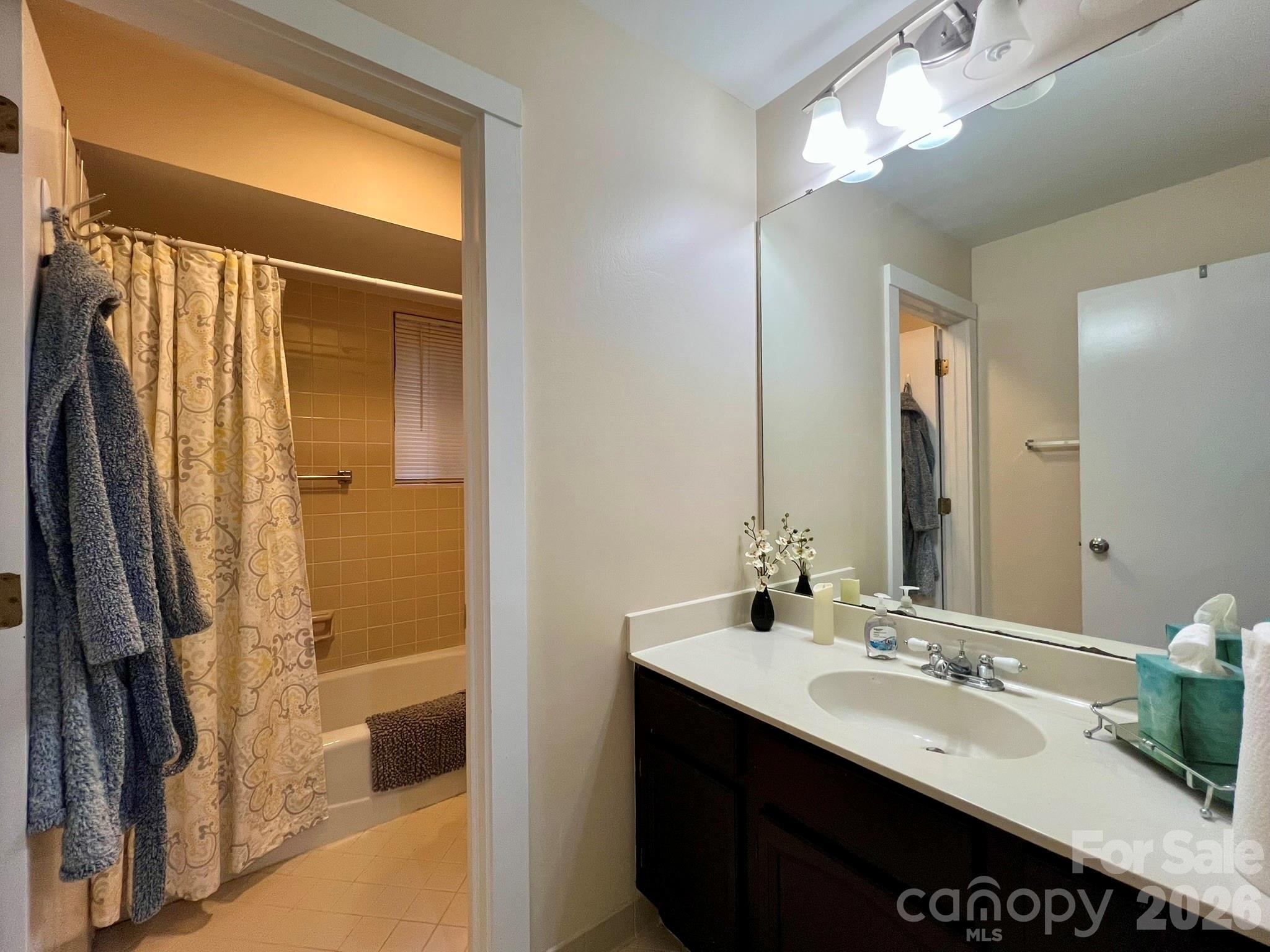 Full Bath 2 - 200 Foxlair Court, Matthews