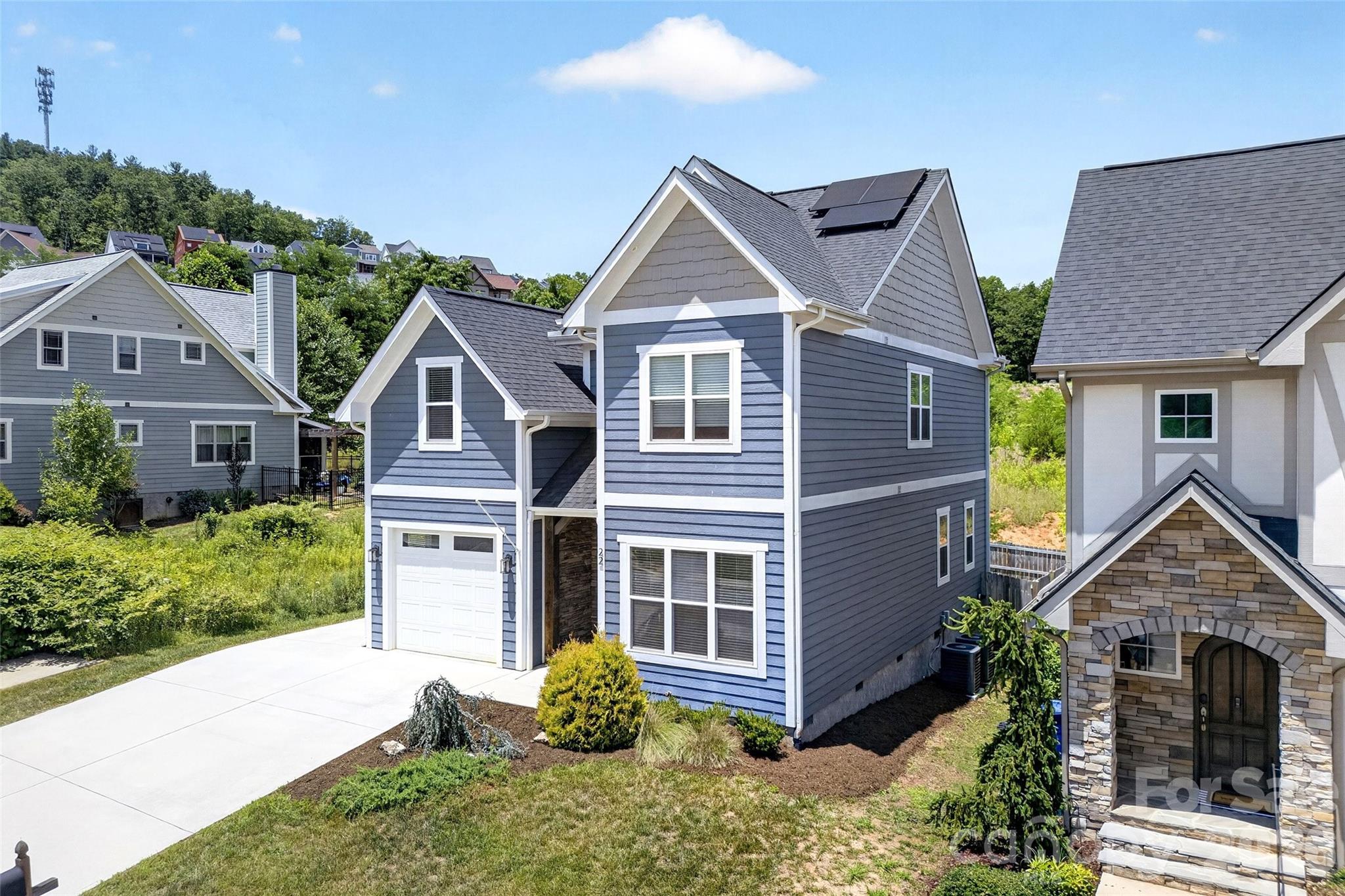 Single Family Residence at 22 Tudor Way, Black Mountain, photo 2 of 48