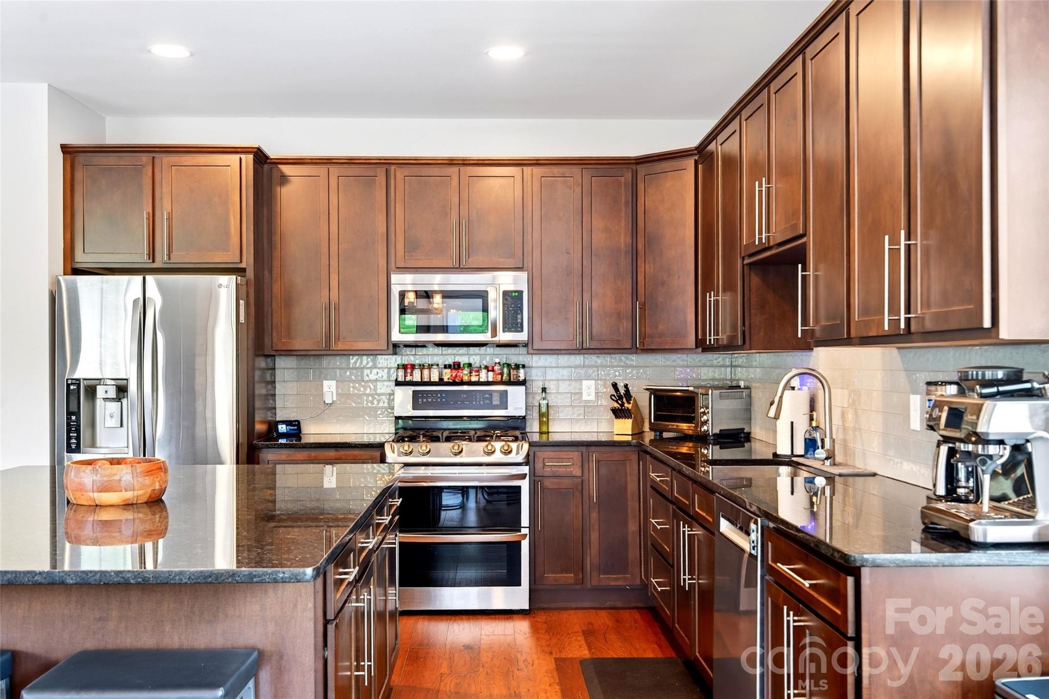 Single Family Residence at 22 Tudor Way, Black Mountain, photo 13 of 48