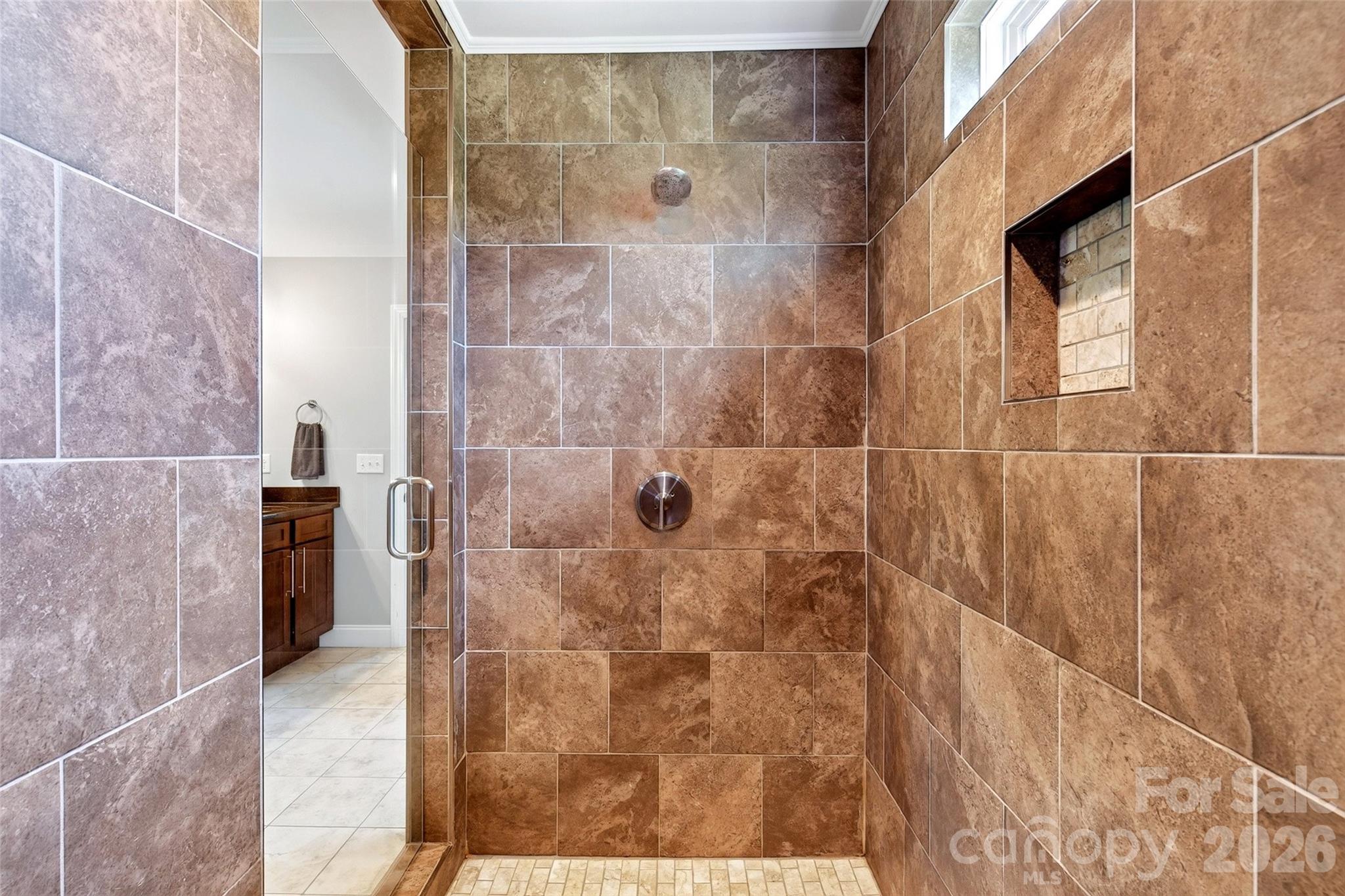 Single Family Residence at 22 Tudor Way, Black Mountain, photo 32 of 48