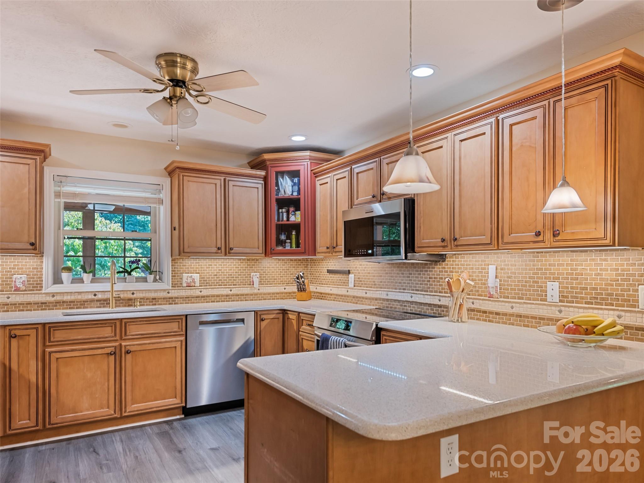 Single Family Residence at 612 Brannon Forest Drive, Waynesville, photo 20 of 47