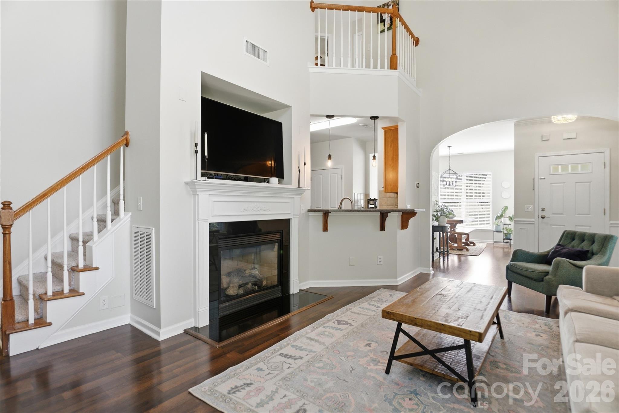 Single Family Residence at 508 Sugar Tree Drive, Rock Hill, photo 4 of 33