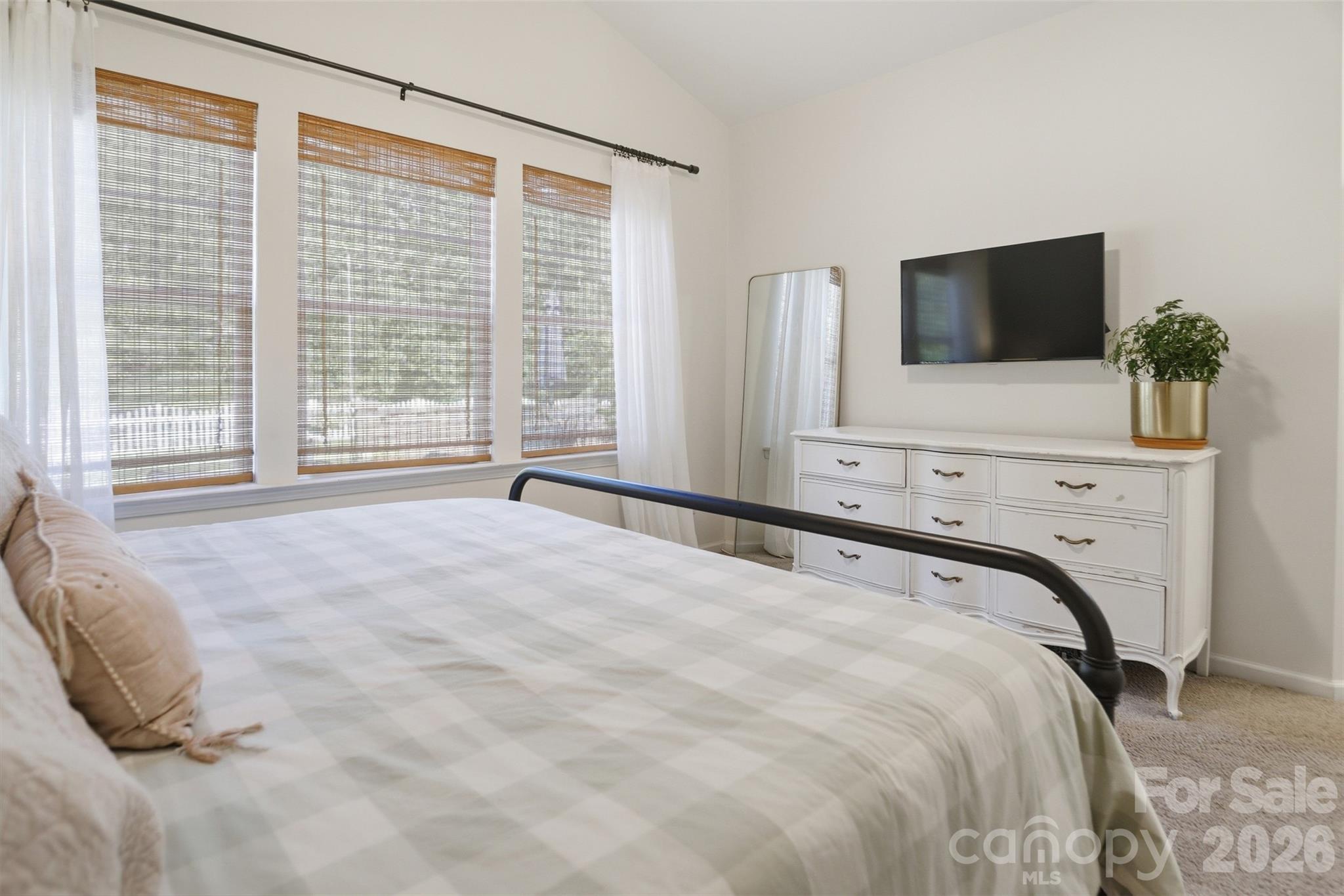 Single Family Residence at 508 Sugar Tree Drive, Rock Hill, photo 9 of 33