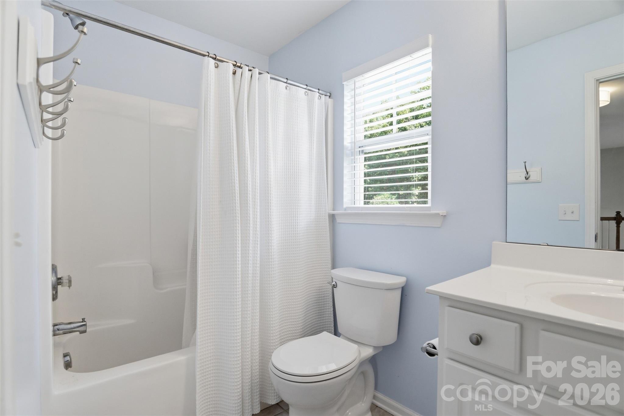 Single Family Residence at 508 Sugar Tree Drive, Rock Hill, photo 15 of 33