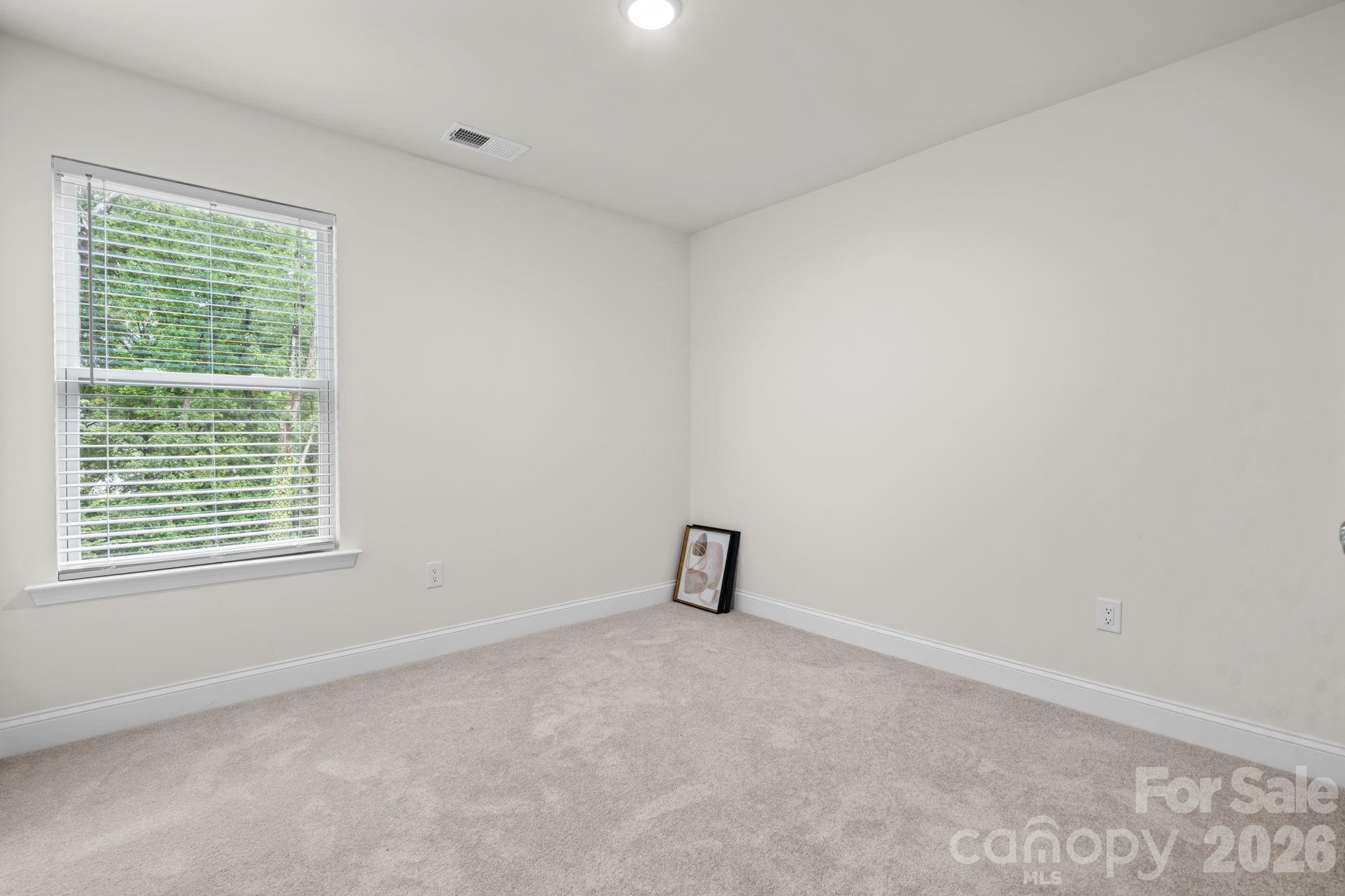 Single Family Residence at 2130 N New Hope Road, Gastonia, photo 20 of 37