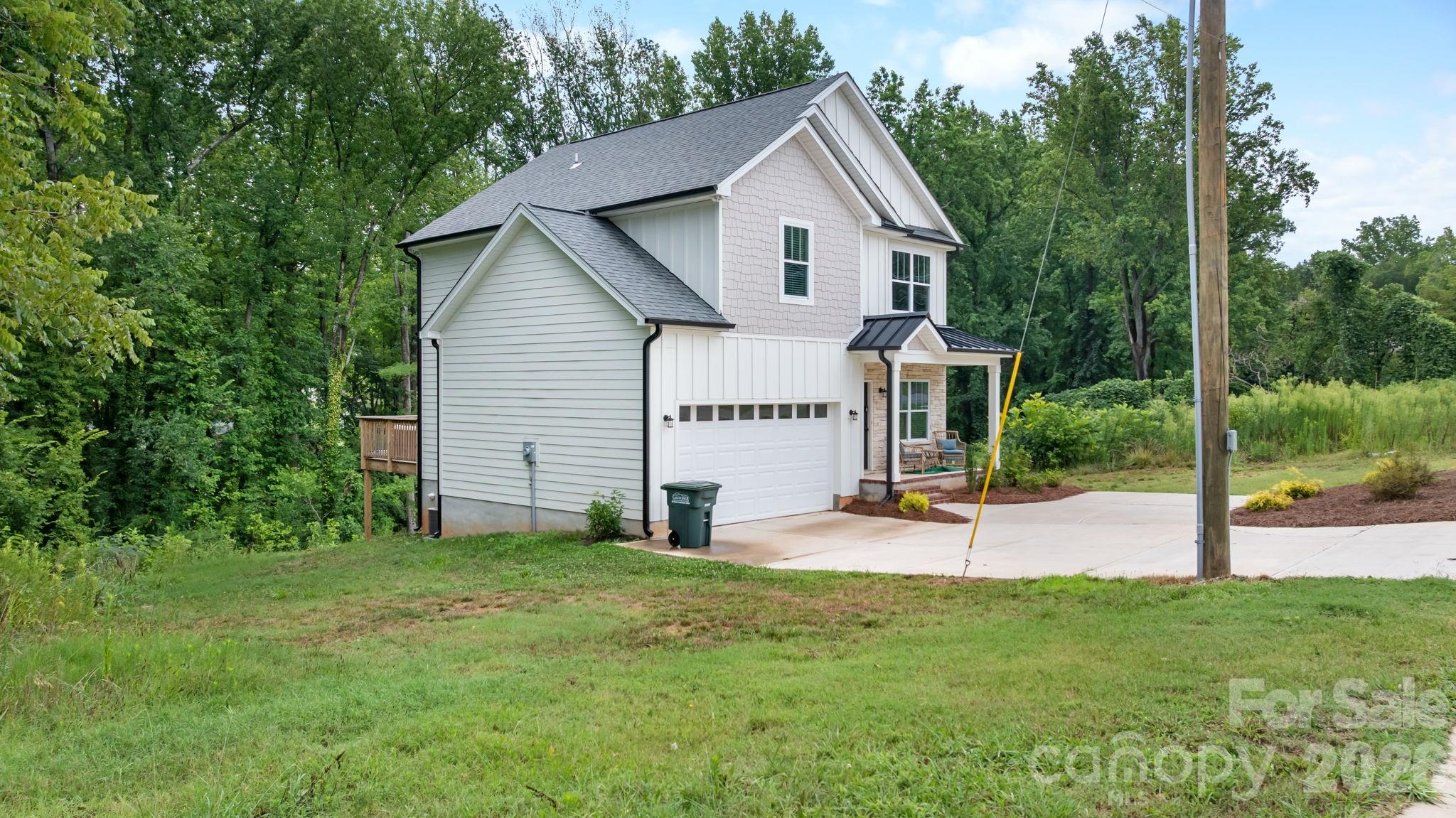 Single Family Residence at 2130 N New Hope Road, Gastonia, photo 31 of 37