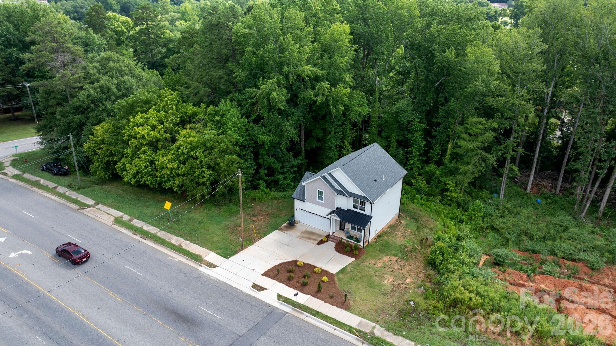 Single Family Residence at 2130 N New Hope Road, Gastonia, photo 35 of 37