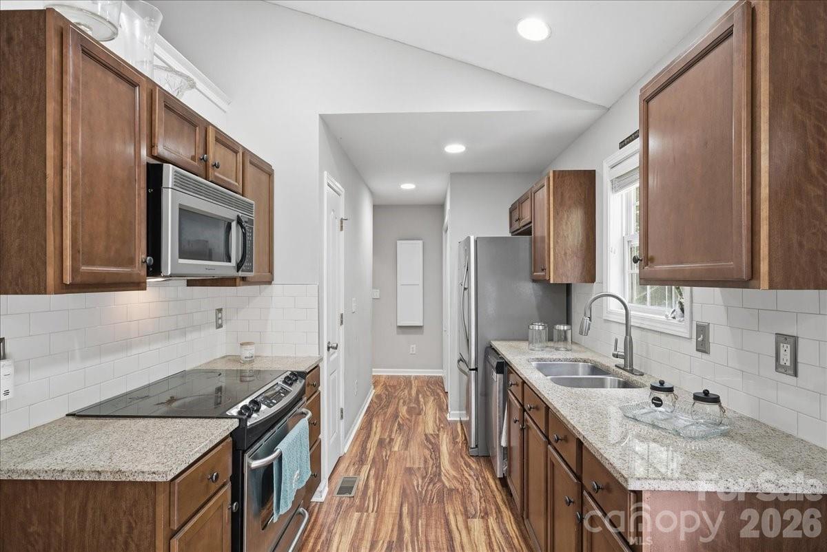 Single Family Residence at 4089 Fallen Pine Road, Sherrills Ford, photo 13 of 25