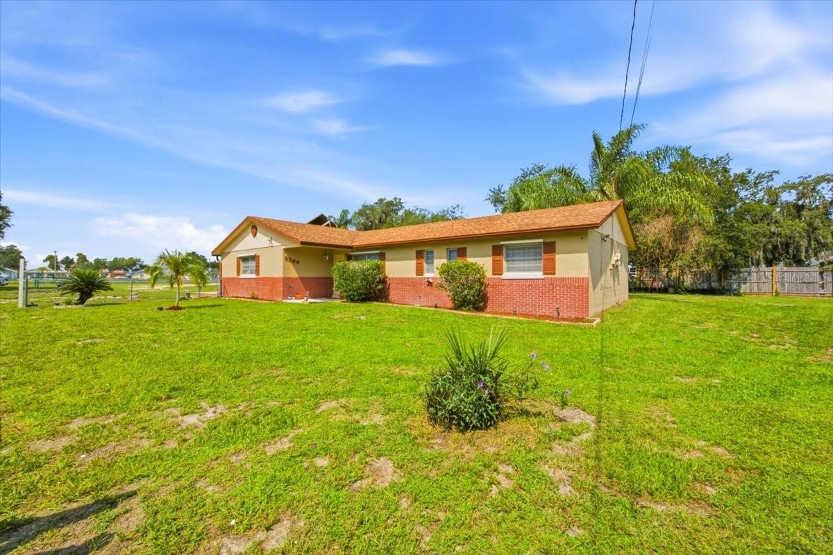 2266 LAKE LIZZIE CT