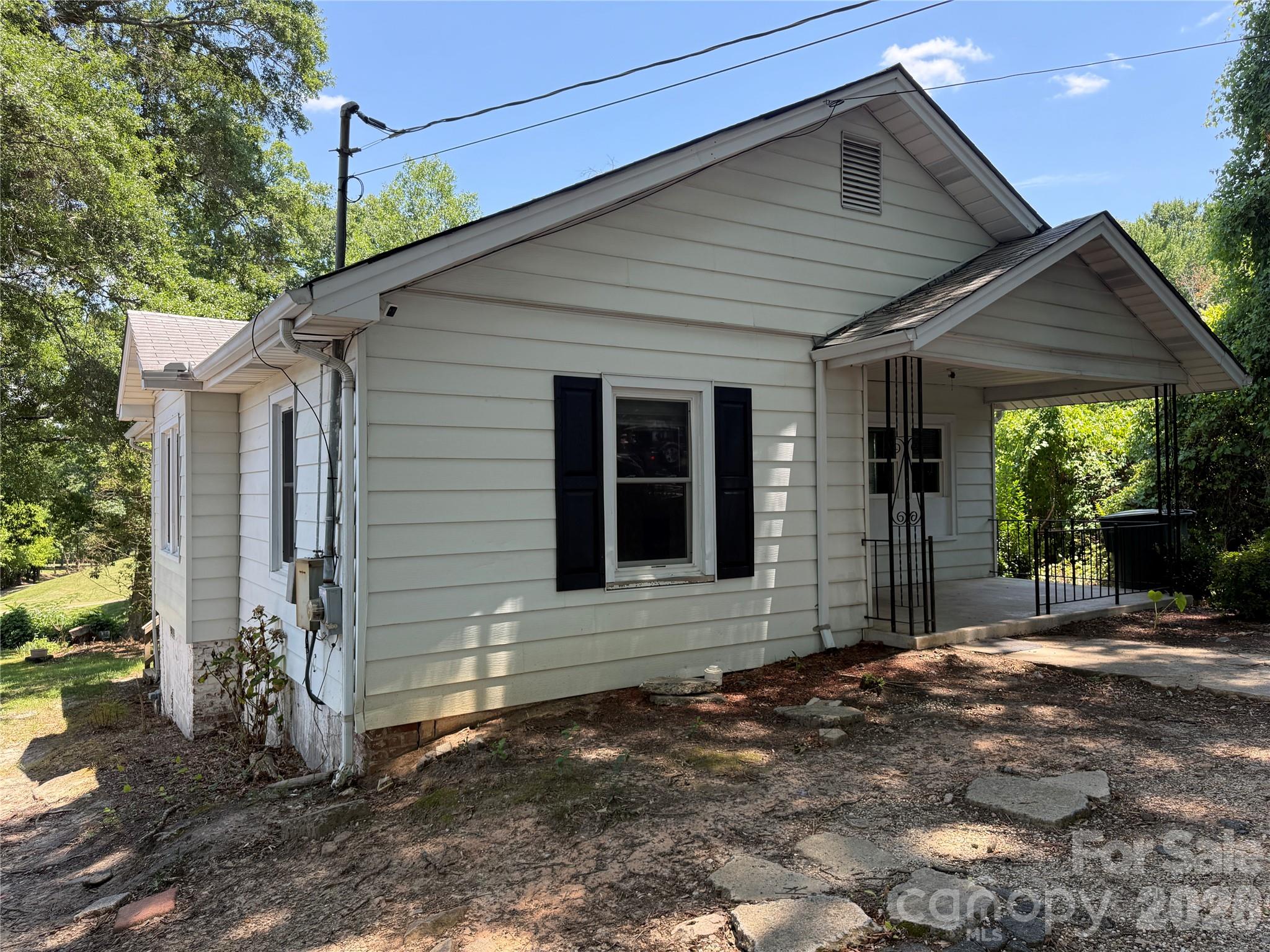Single Family Residence at 514 S Avon Street, Gastonia, photo 13 of 13