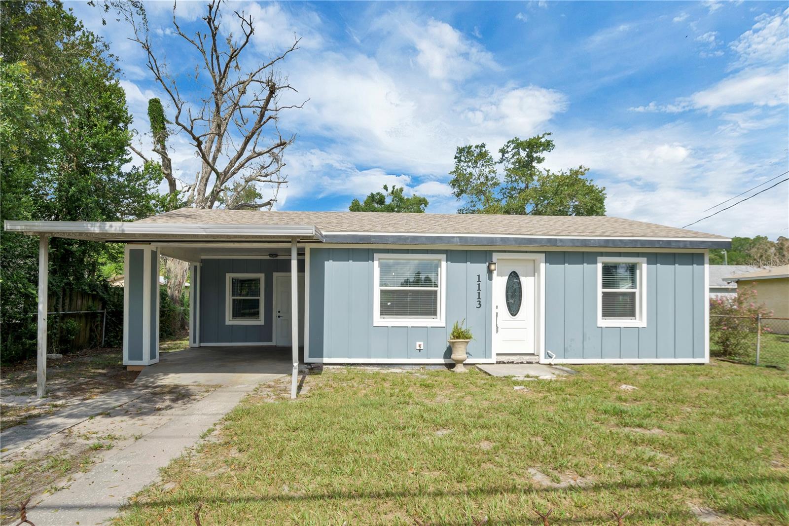 1113 S CENTRAL AVE