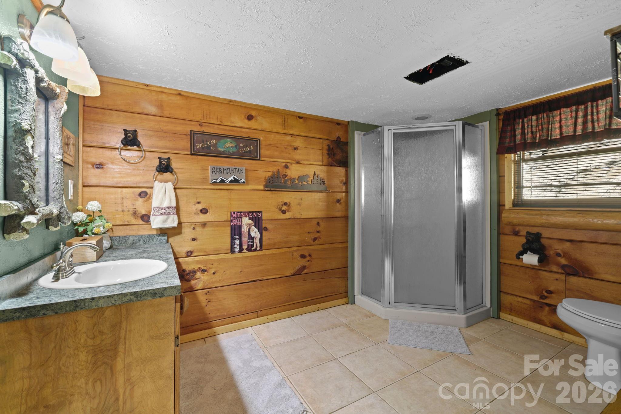 Single Family Residence at 2560 Round Hill Road, Bryson City, photo 17 of 48