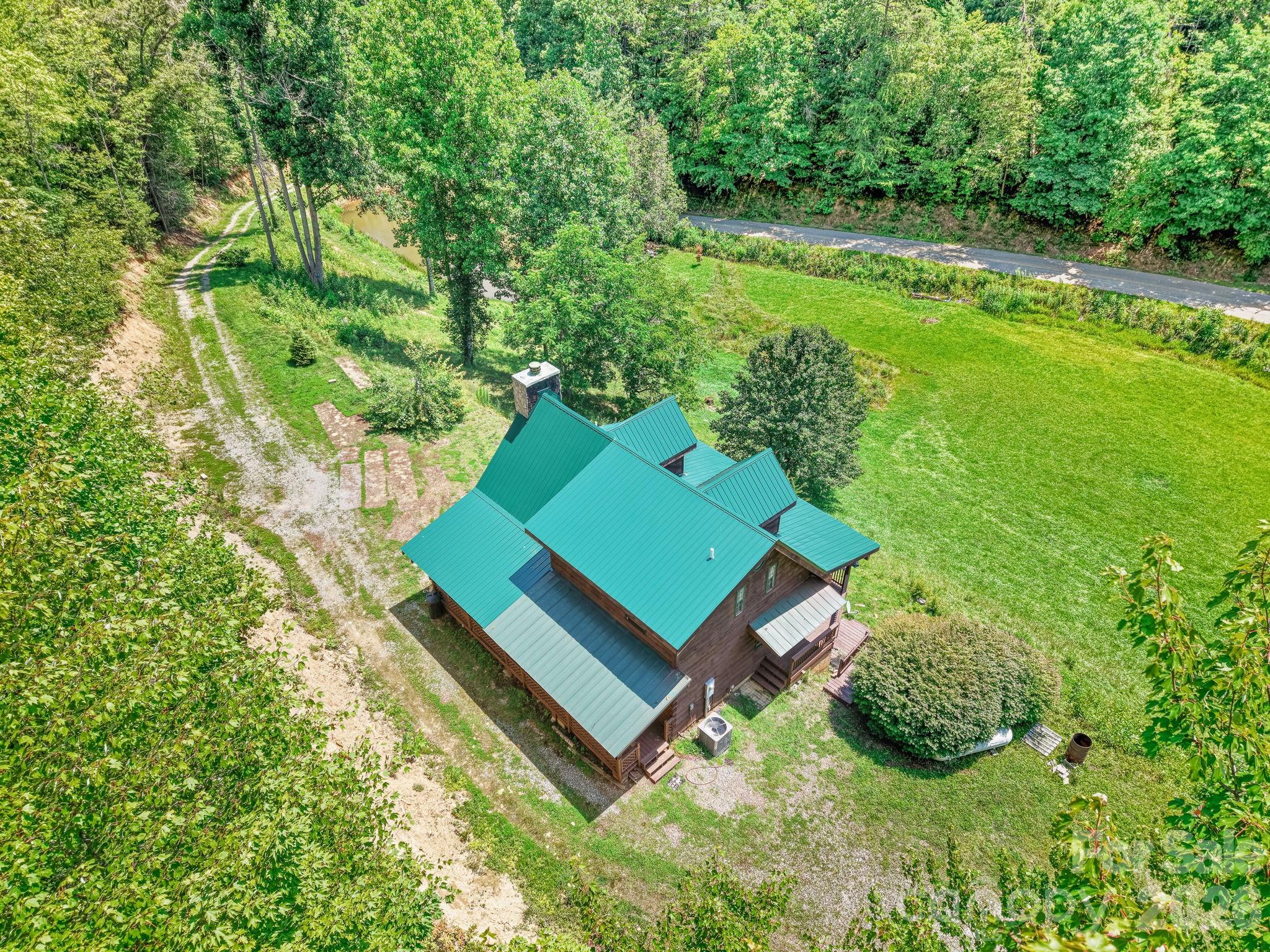 Single Family Residence at 2560 Round Hill Road, Bryson City, photo 44 of 48