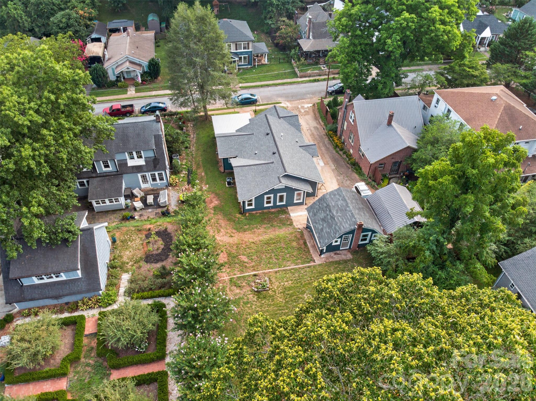 Single Family Residence at 217 Norwood Street SW, Lenoir, photo 40 of 48