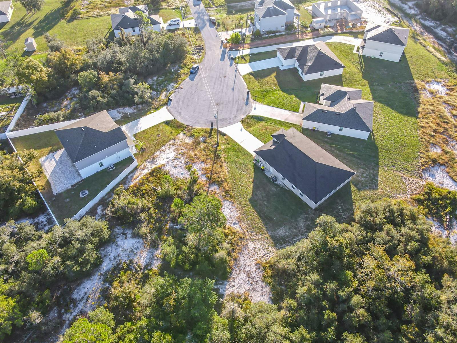 1257 AMAZON LN