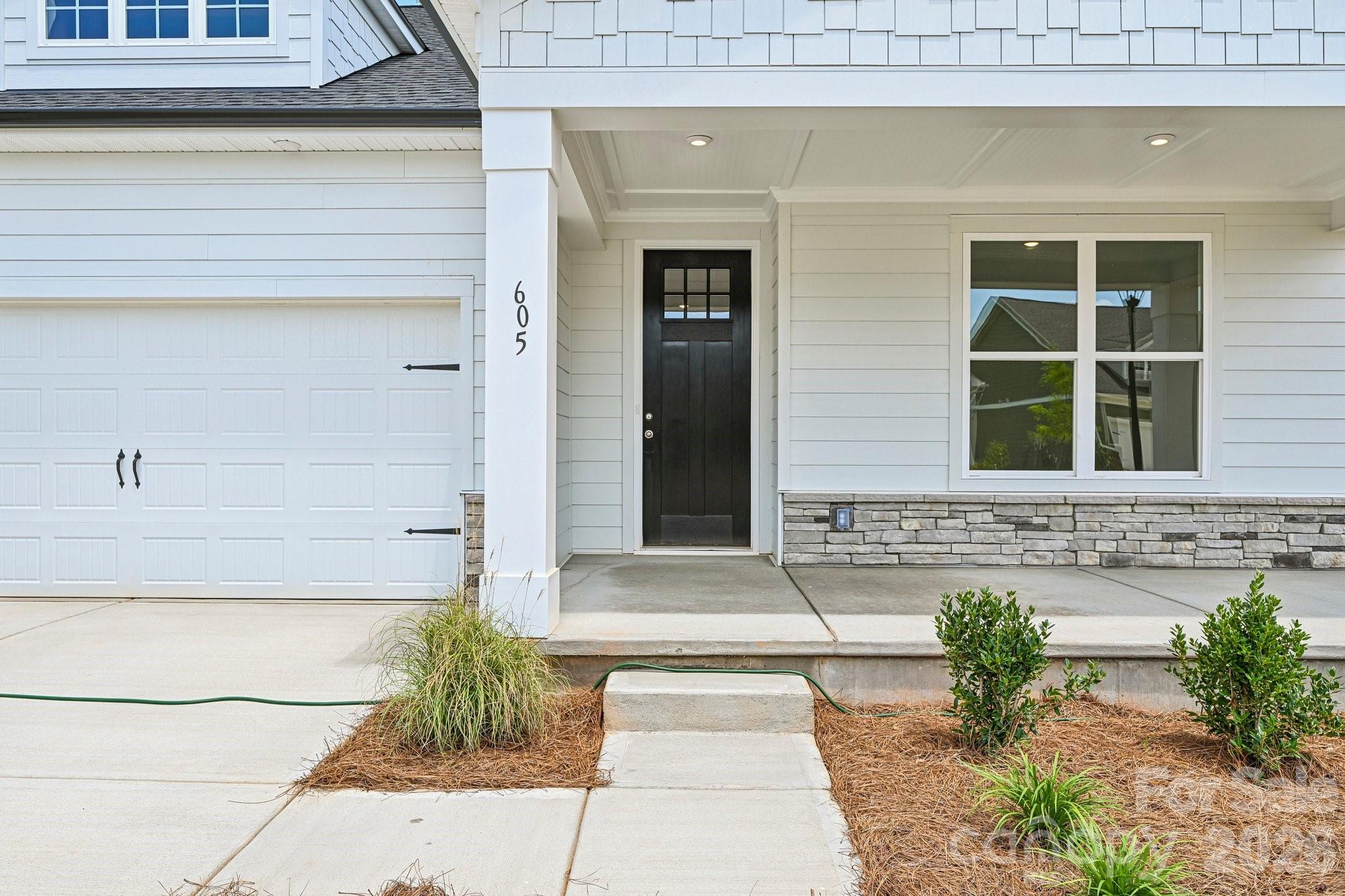 Single Family Residence at 605 Banter Lane, Gastonia, photo 5 of 44