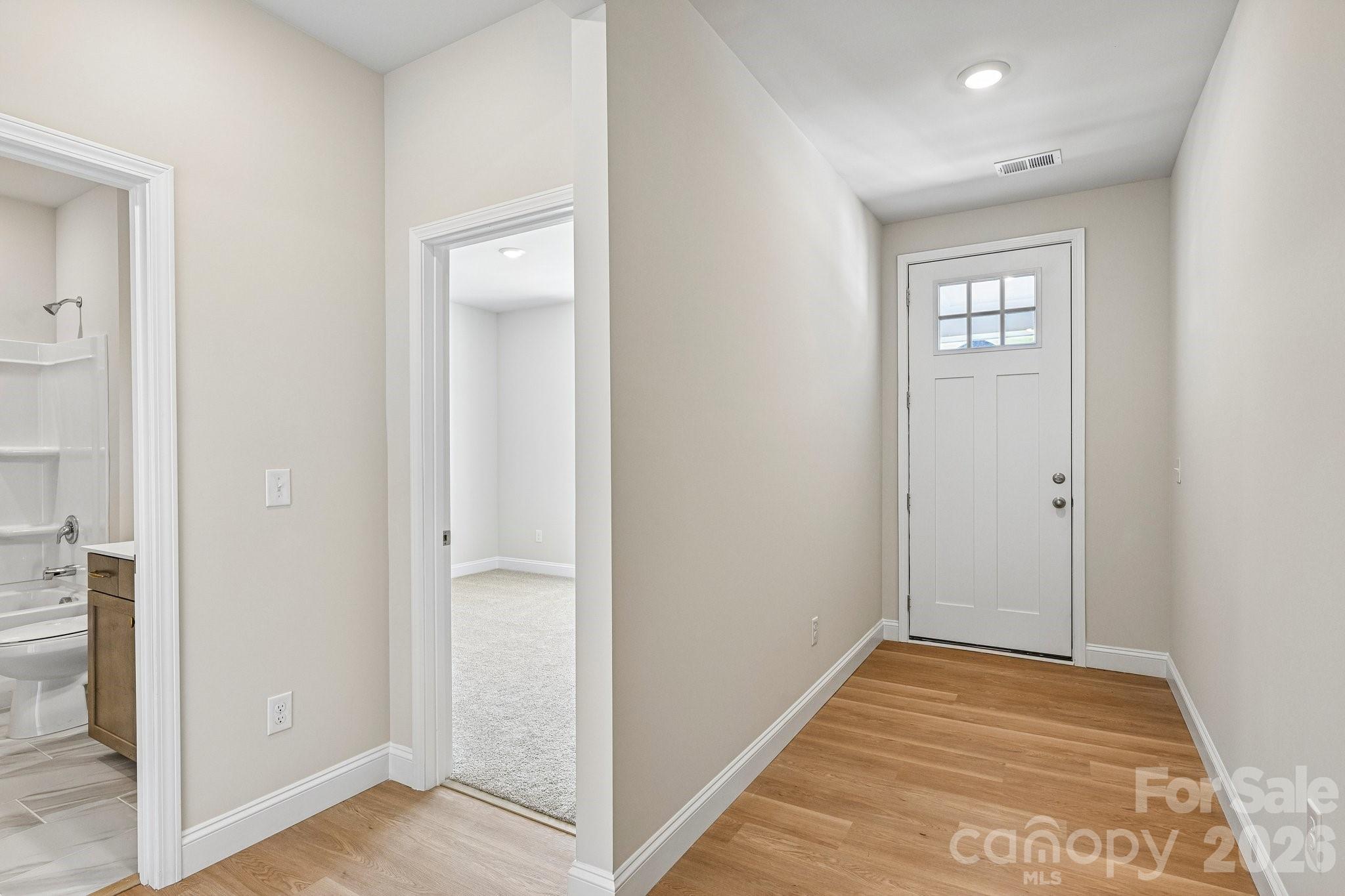 Single Family Residence at 605 Banter Lane, Gastonia, photo 6 of 44