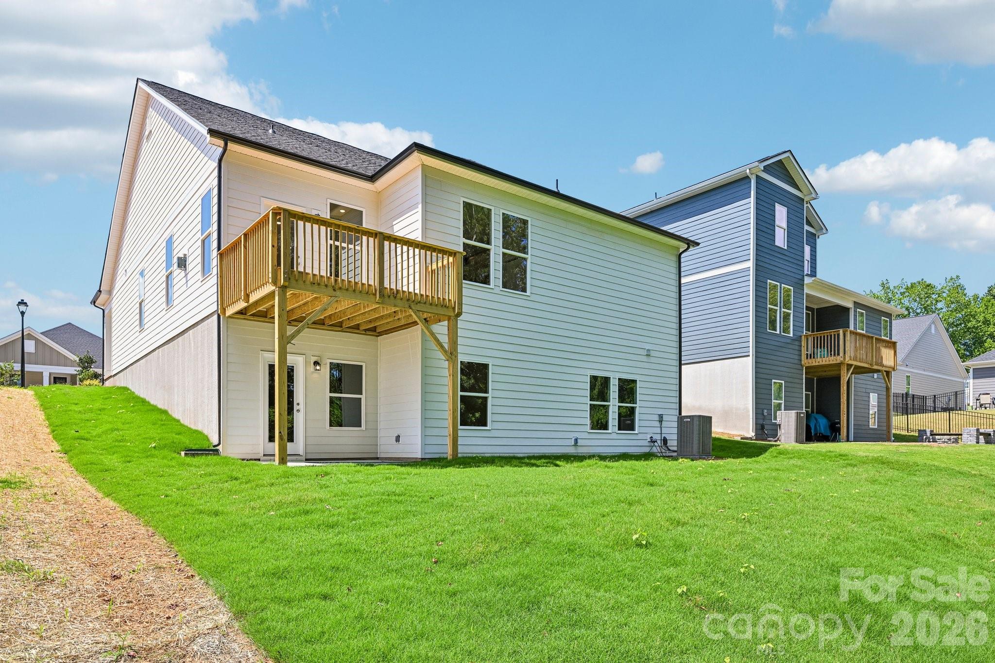Single Family Residence at 605 Banter Lane, Gastonia, photo 2 of 44