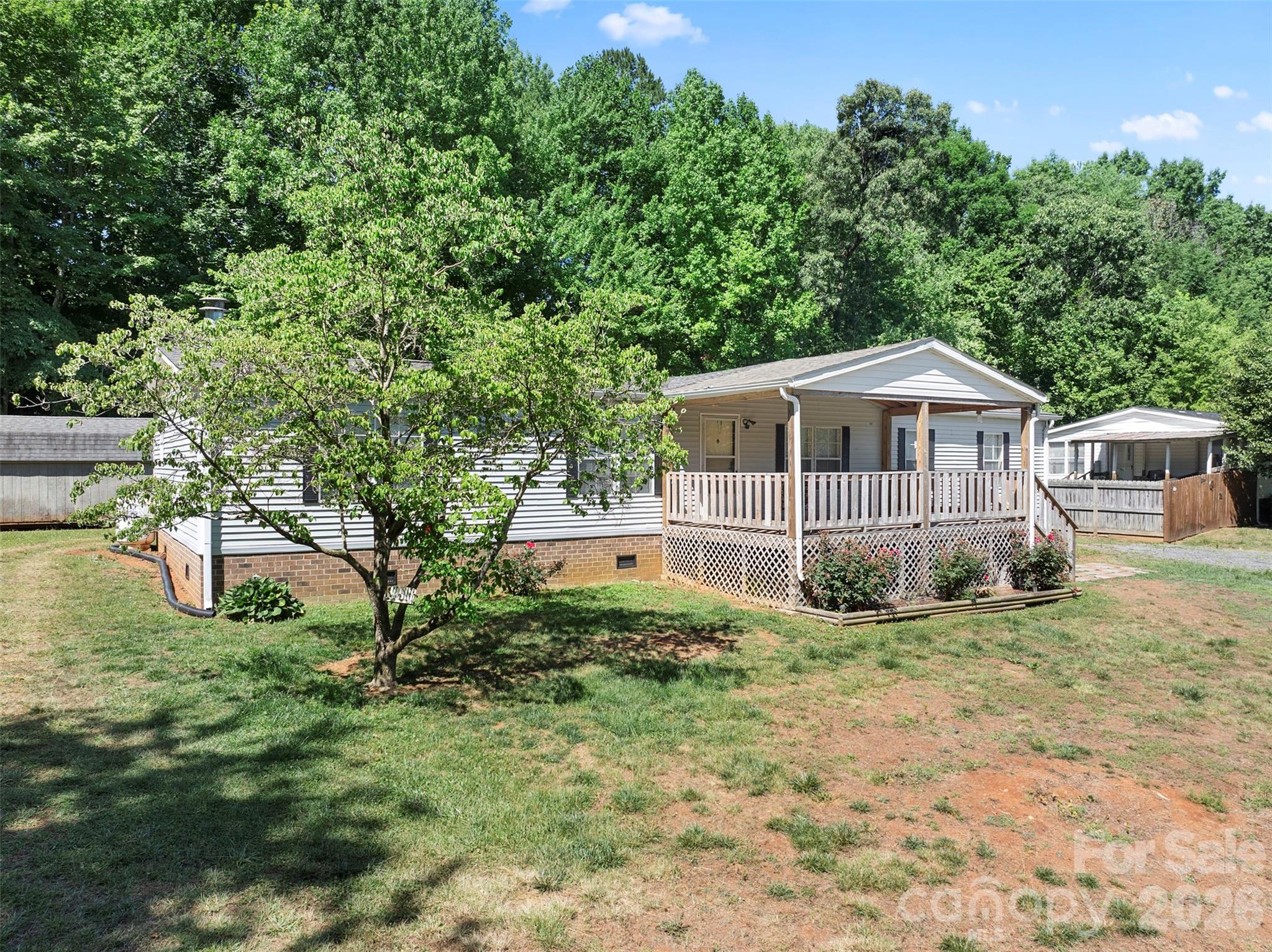 Single Family Residence at 199 Sable Lane, Thomasville, photo 7 of 42
