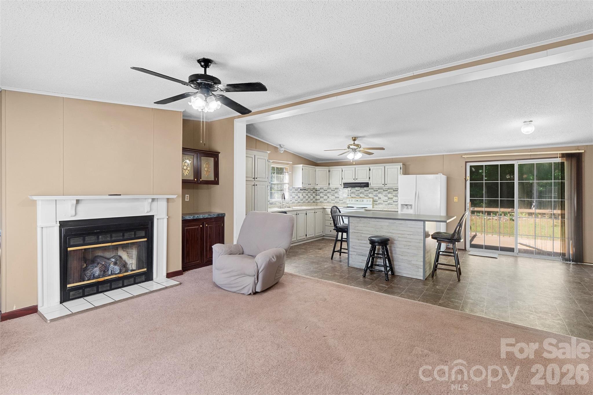 Single Family Residence at 199 Sable Lane, Thomasville, photo 13 of 42