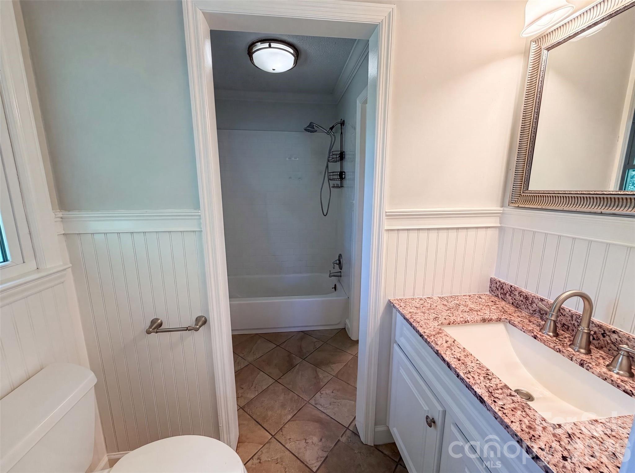 Single Family Residence at 4305 Dawnwood Drive, Gastonia, photo 13 of 16