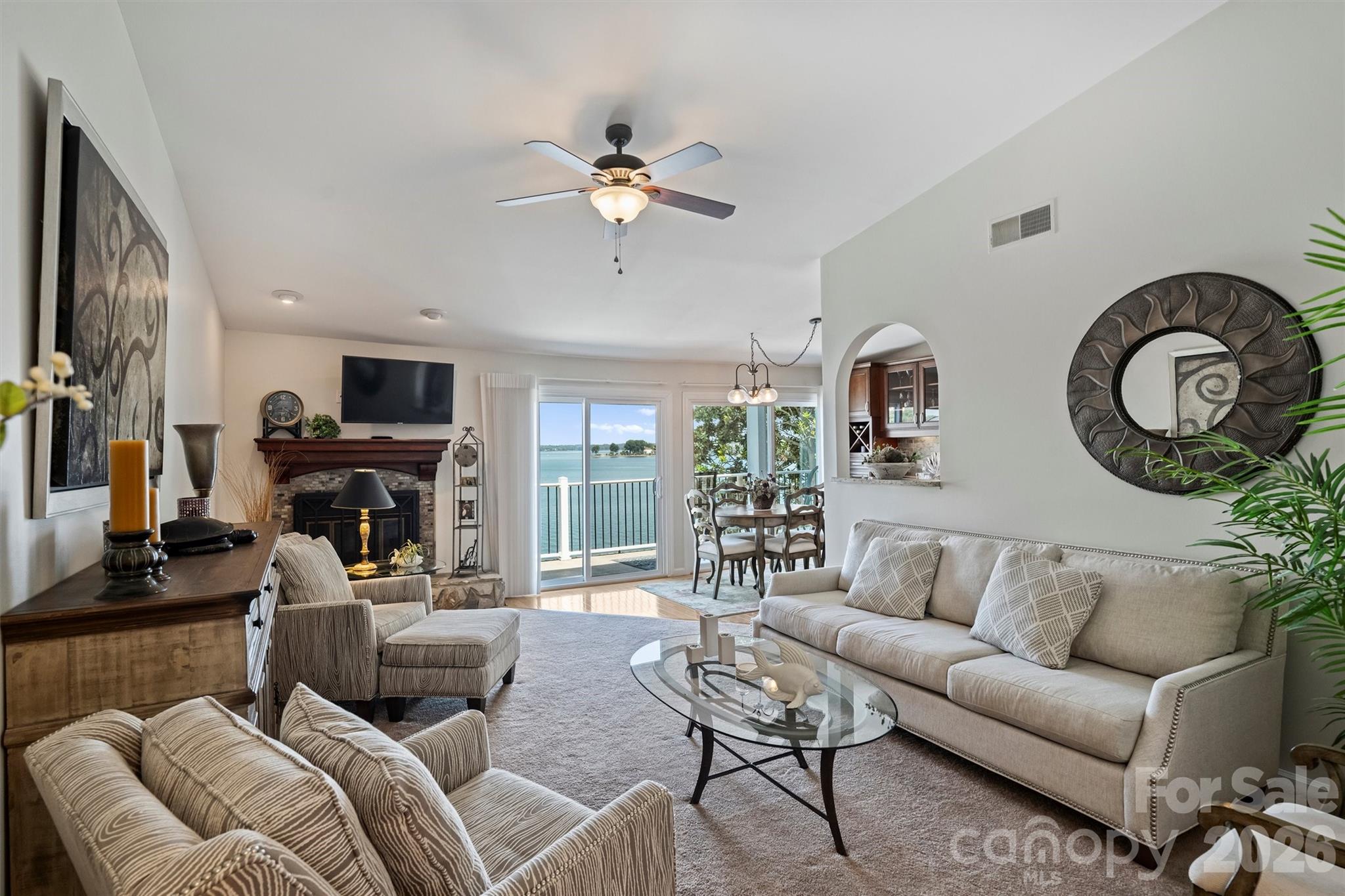 Condominium at 20427 Harborgate Court, Cornelius, photo 6 of 45