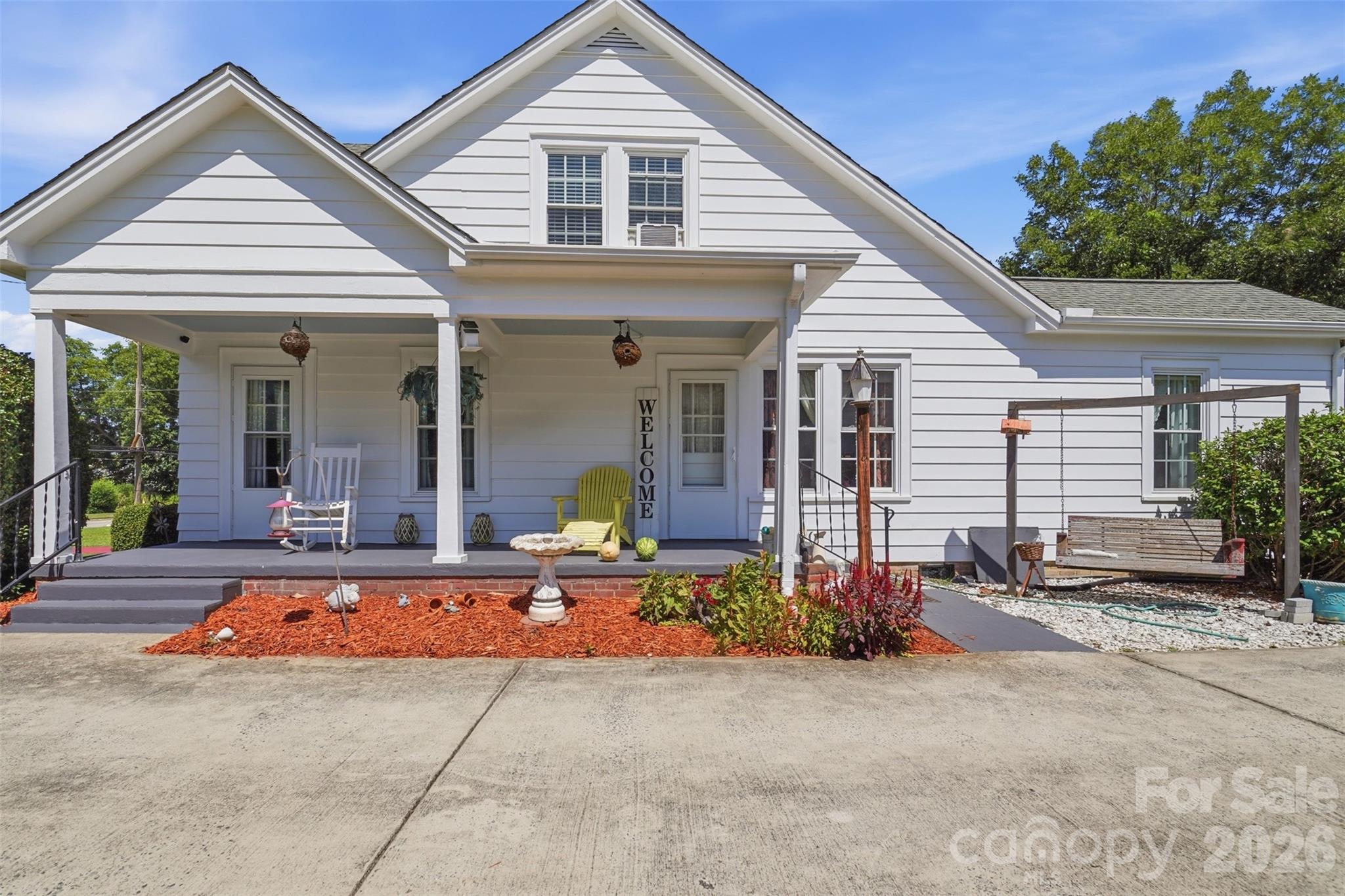 Single Family Residence at 117 Marion Street, Clover, photo 3 of 38