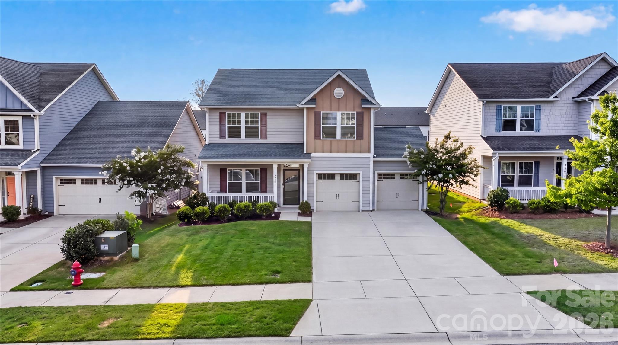 Single Family Residence at 5137 Thomasville Drive, Belmont, photo 2 of 45