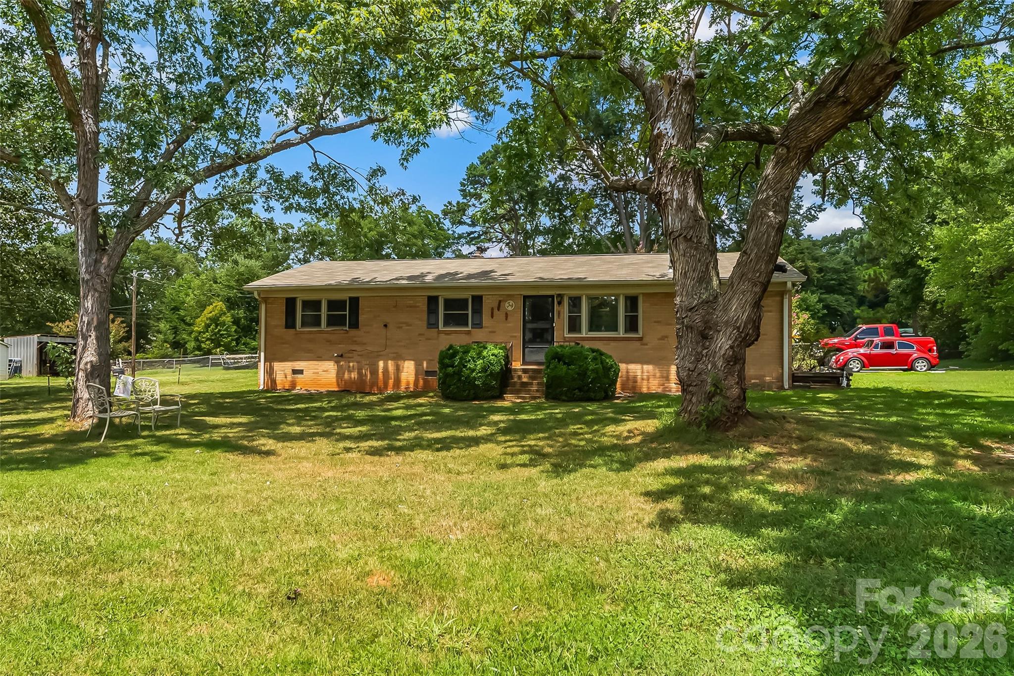 Single Family Residence at 315 Windwood Drive, Bessemer City, photo 2 of 21