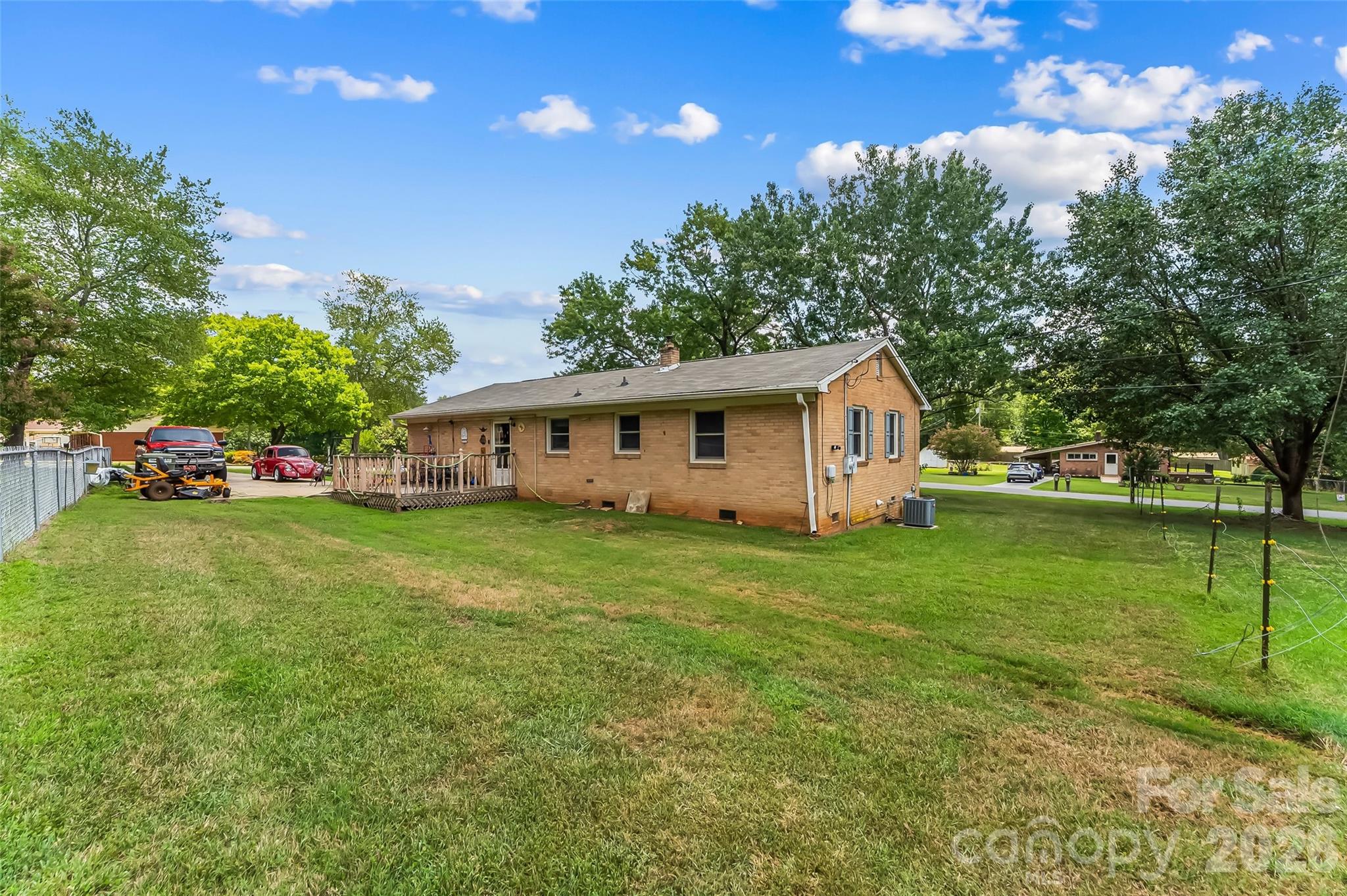 Single Family Residence at 315 Windwood Drive, Bessemer City, photo 12 of 21