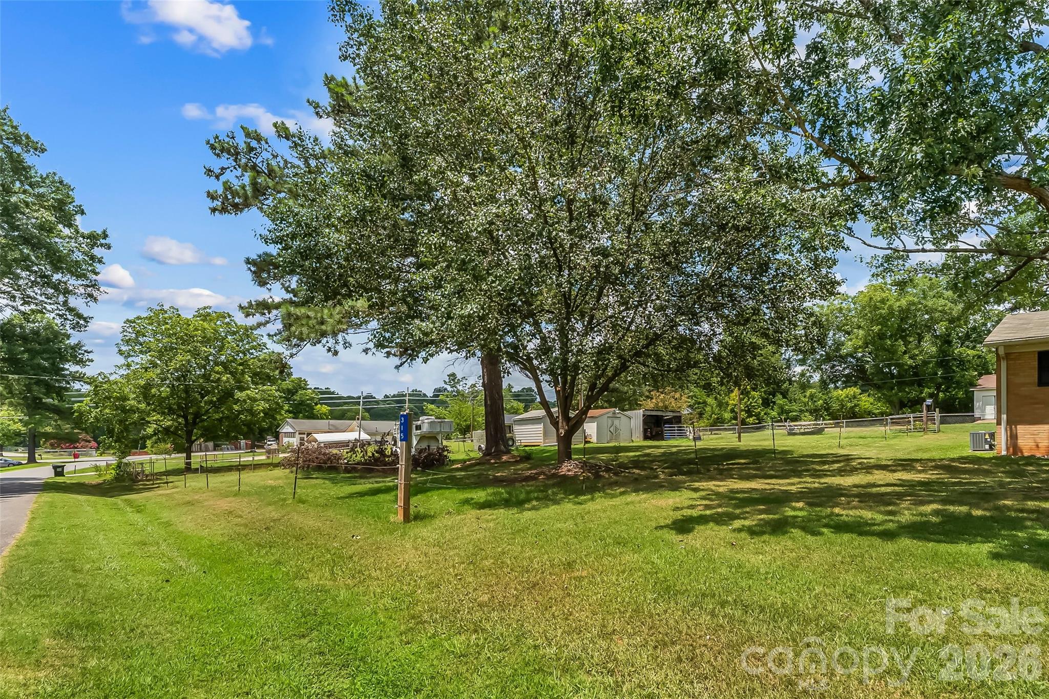 Single Family Residence at 315 Windwood Drive, Bessemer City, photo 15 of 21
