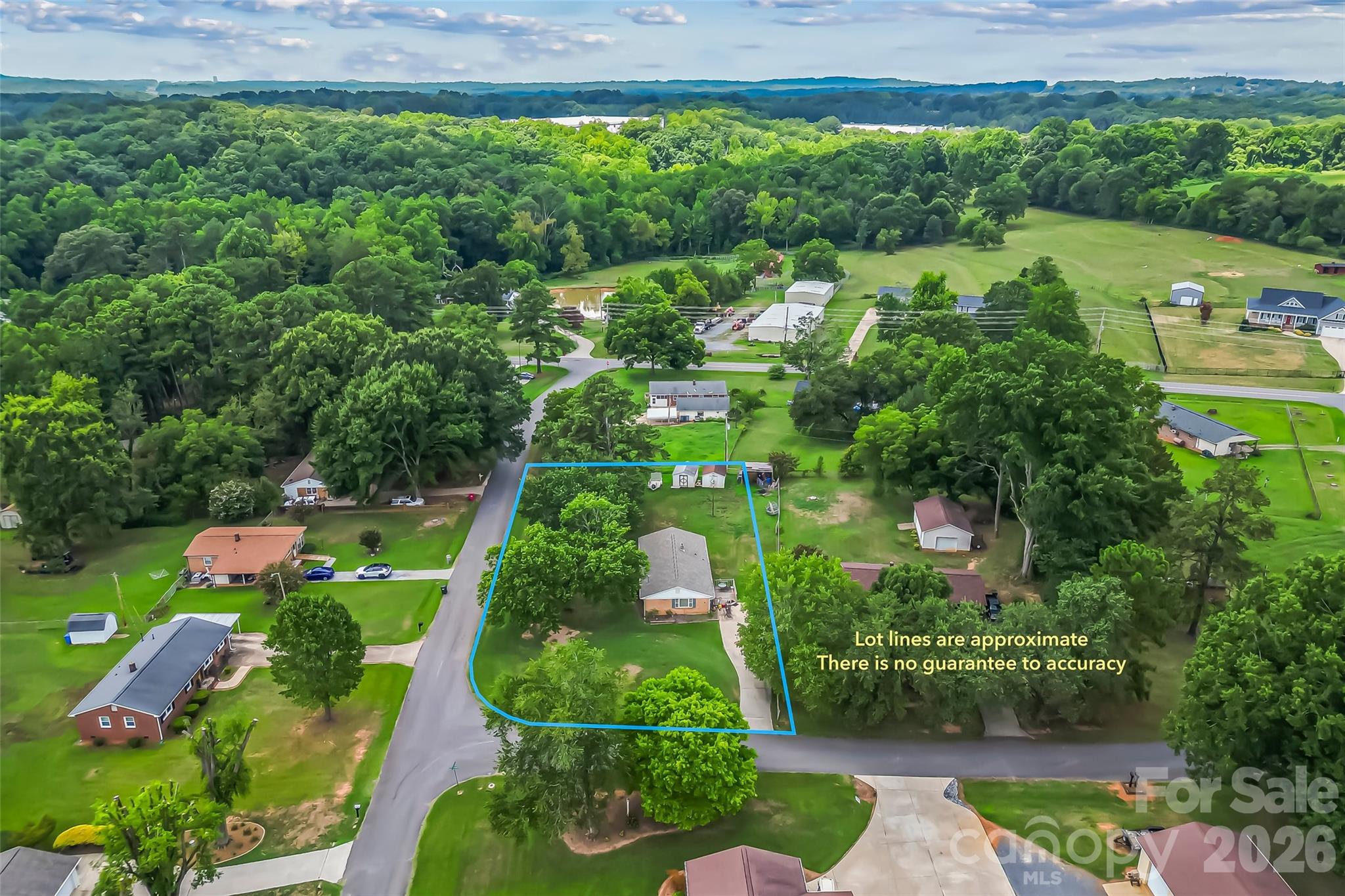 Single Family Residence at 315 Windwood Drive, Bessemer City, photo 17 of 21