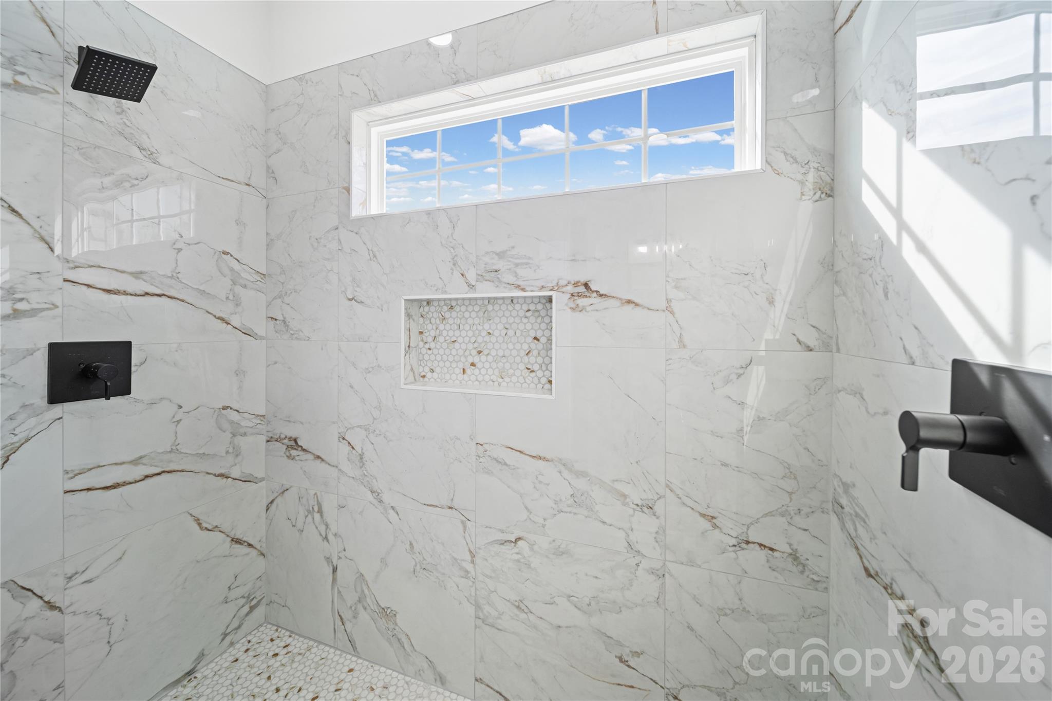 Shower Primary Bathroom Dual shower heads - 412 S Hill Street, Gastonia